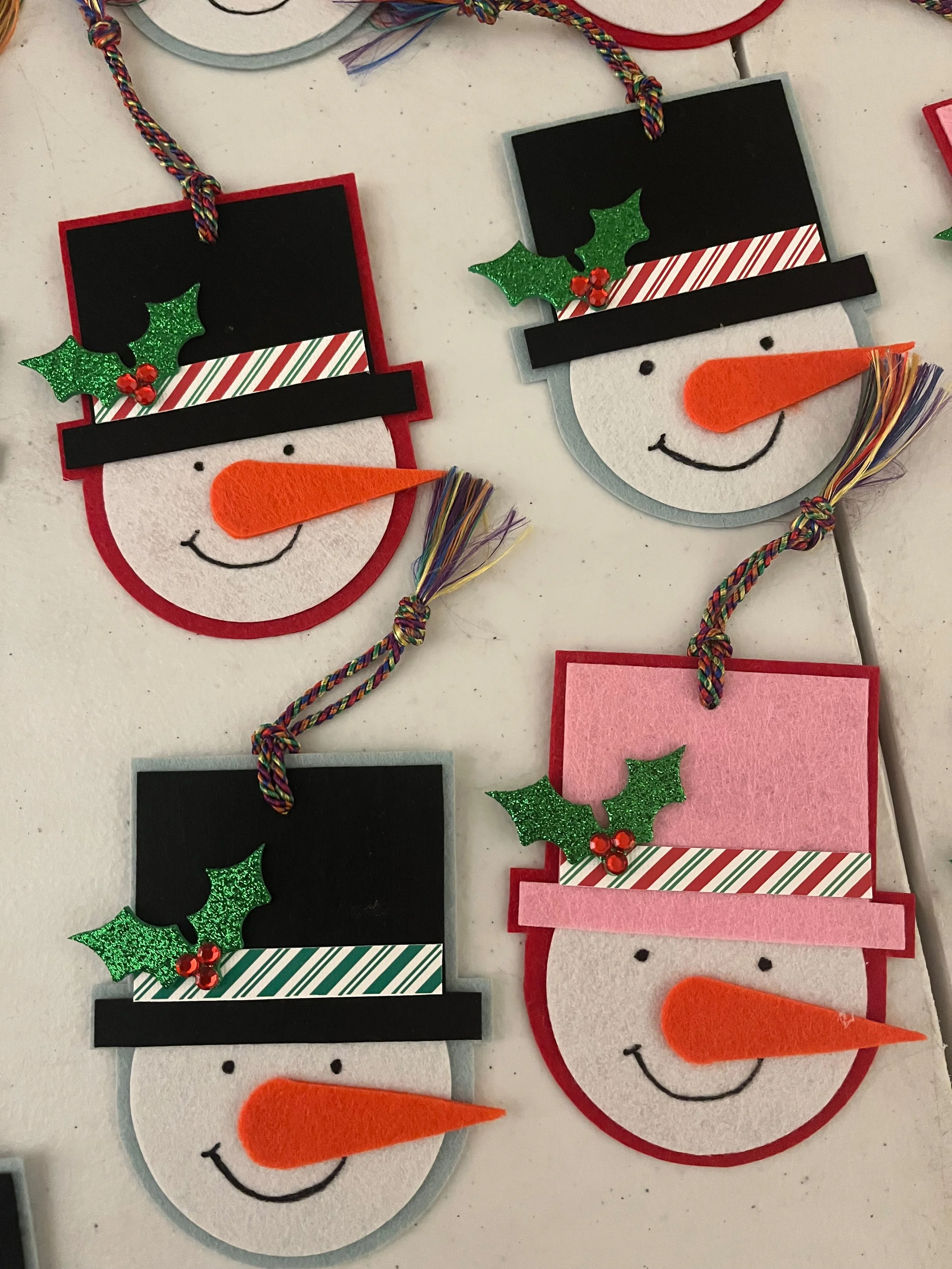 snowmen-heads-ornaments.jpg