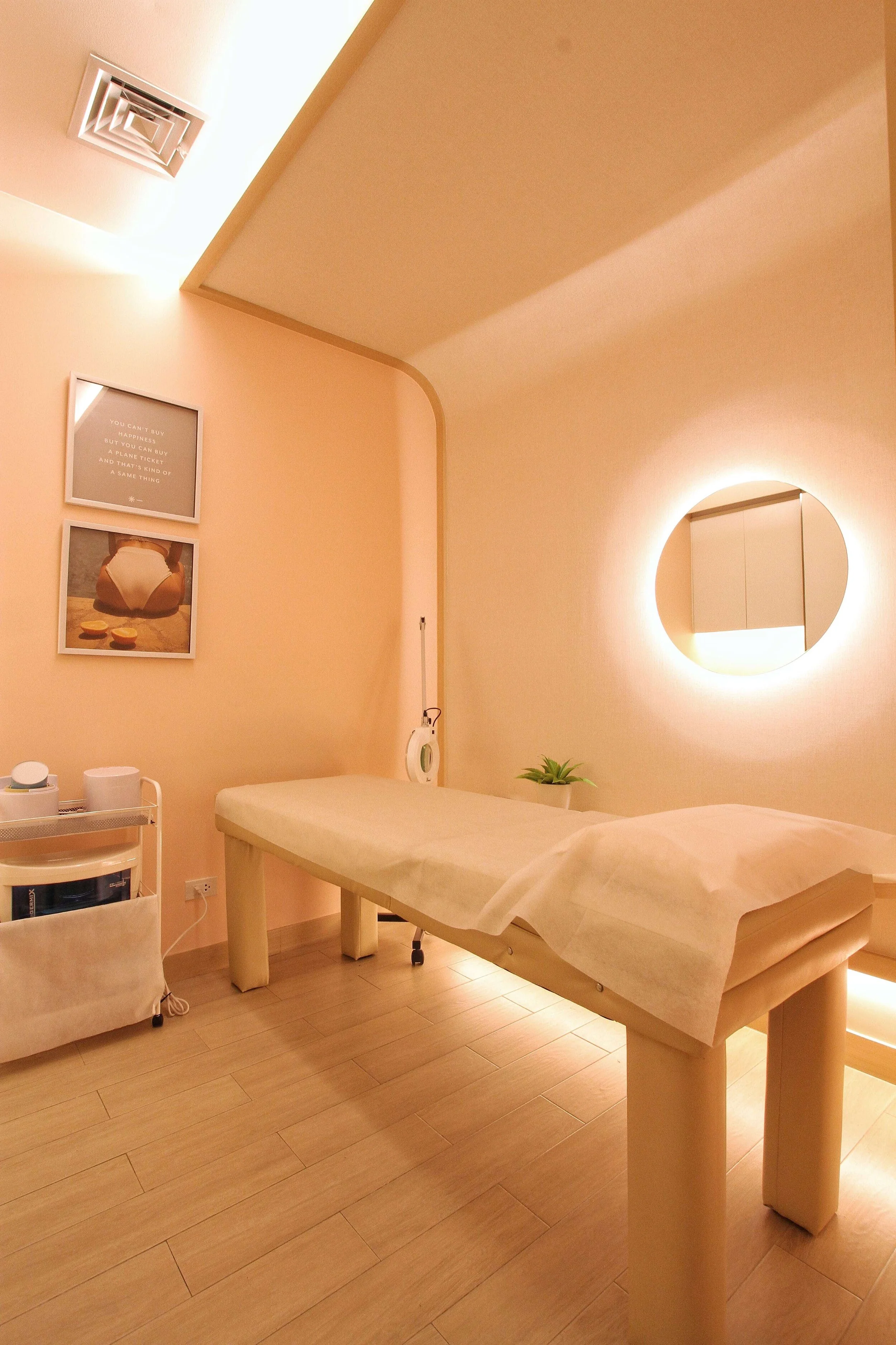 KM - Wink_Glorietta_10.jpeg