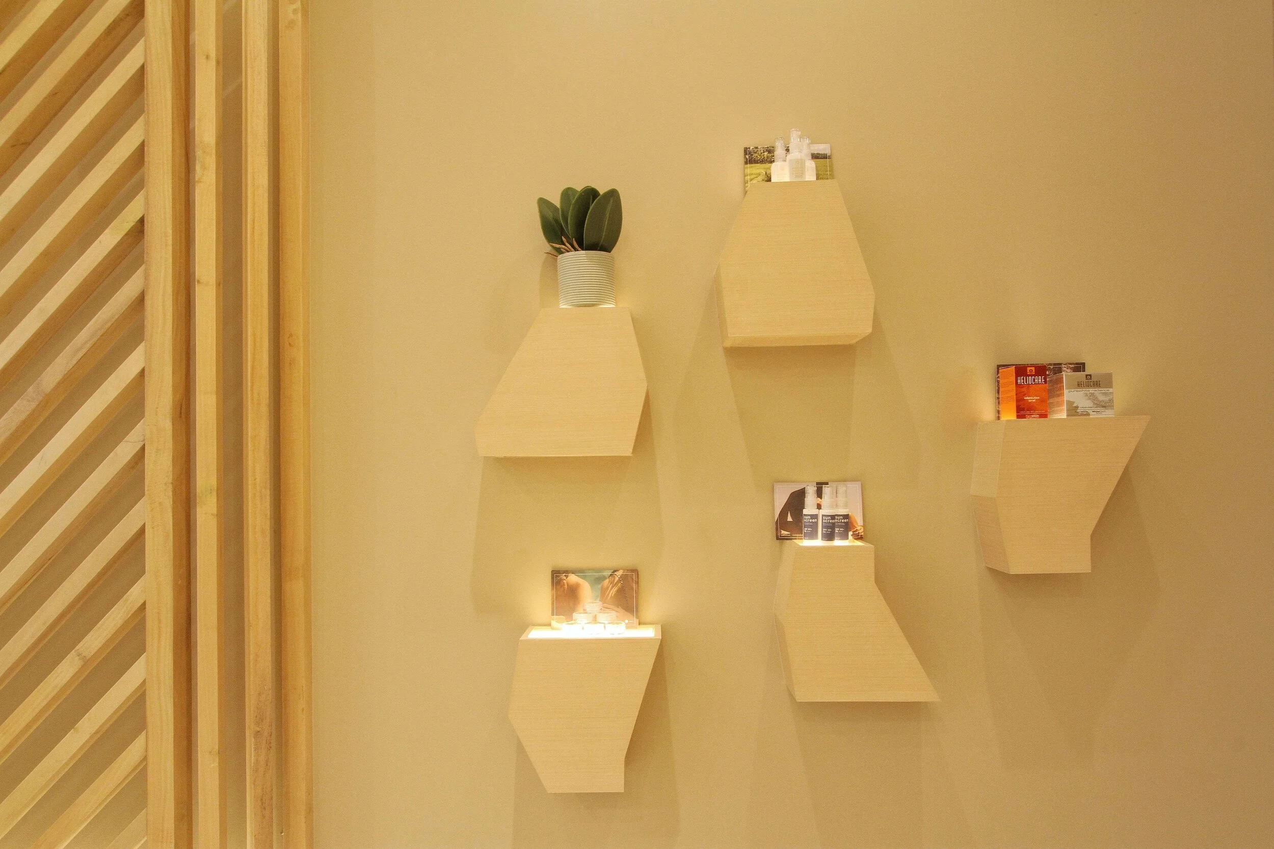 KM - Wink_Glorietta_4.jpeg