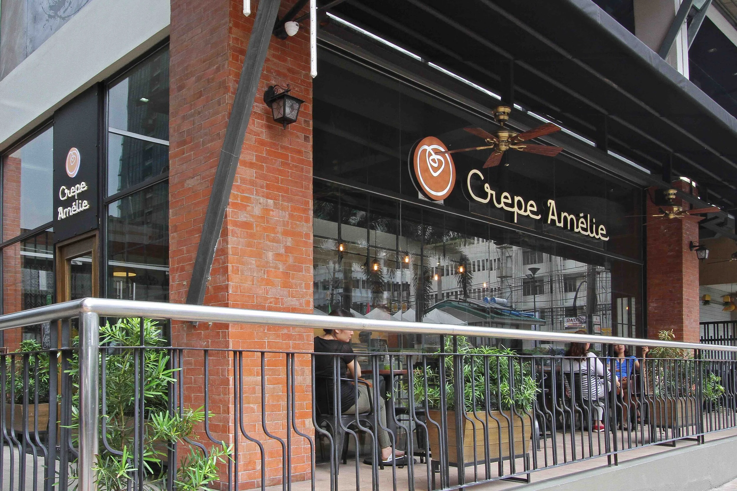 KM - Crepe_Amelie 4.jpeg