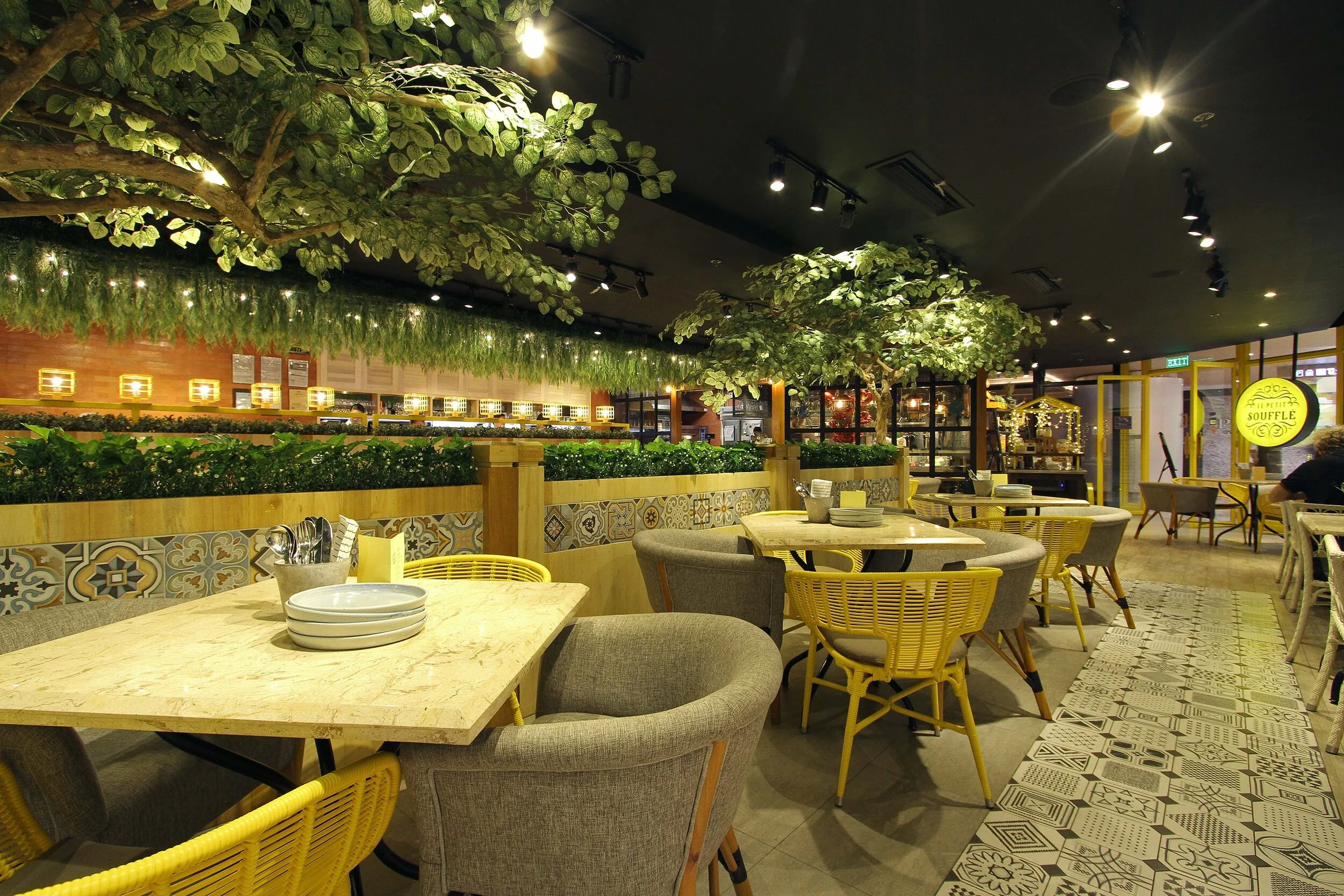 KM - Le_Petit_MM 2.jpeg