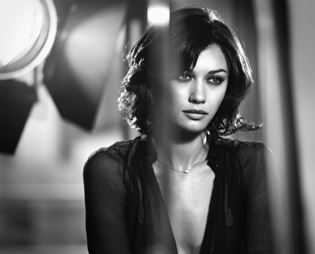 Olga_Kurylenko_Vogue-Spain_Vincent-Peters_Barbara-Baumel_01.jpg