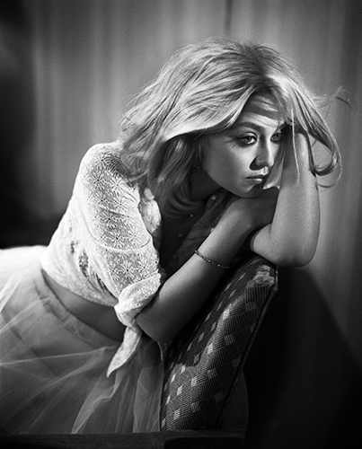 VS-MAGAZINE_Dakota-Fanning_Vincent-Peters_Barbara-Baumel_05.jpg