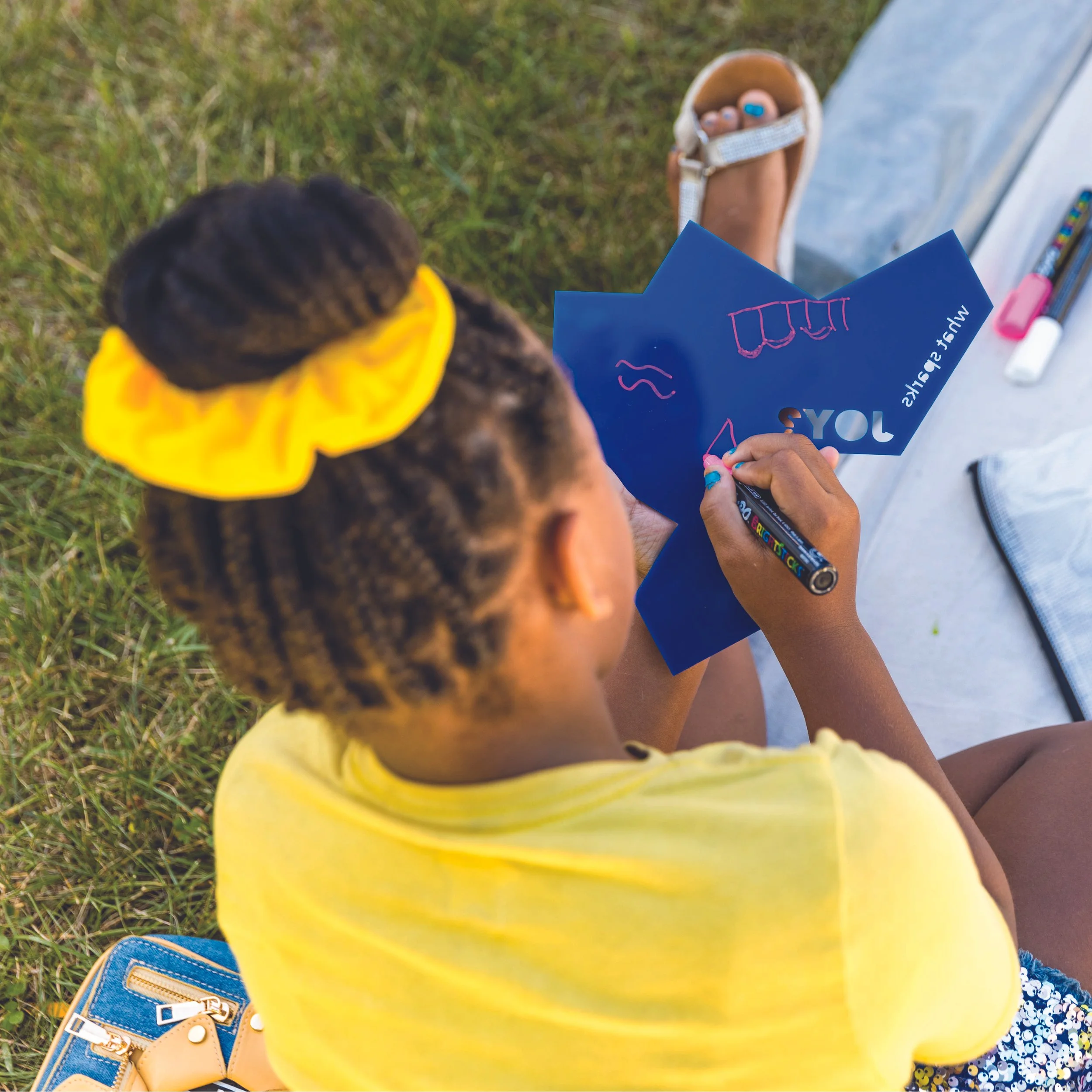 COMMUNITY RESOURCES ICONS-02.jpg