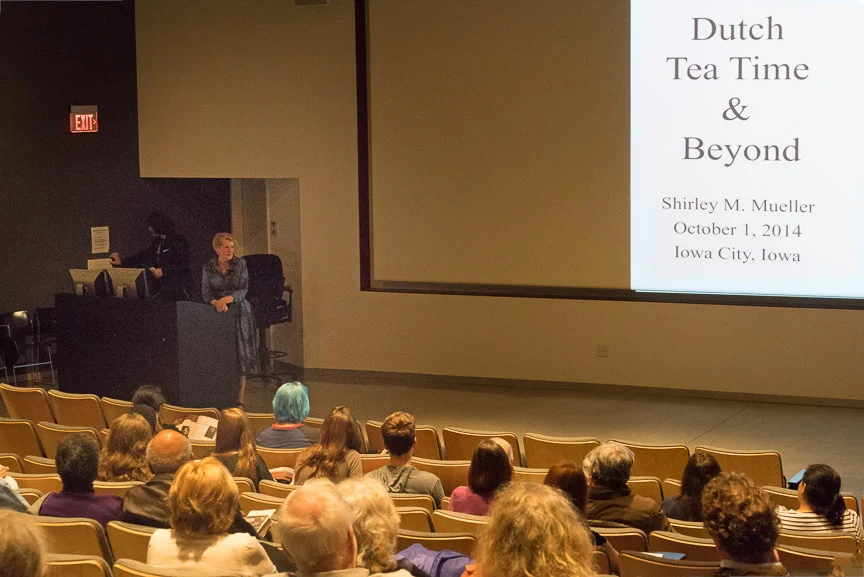 Lecture Dutch Tea Time and Beyond Oct 1 14_DSC3818-Edit.jpg
