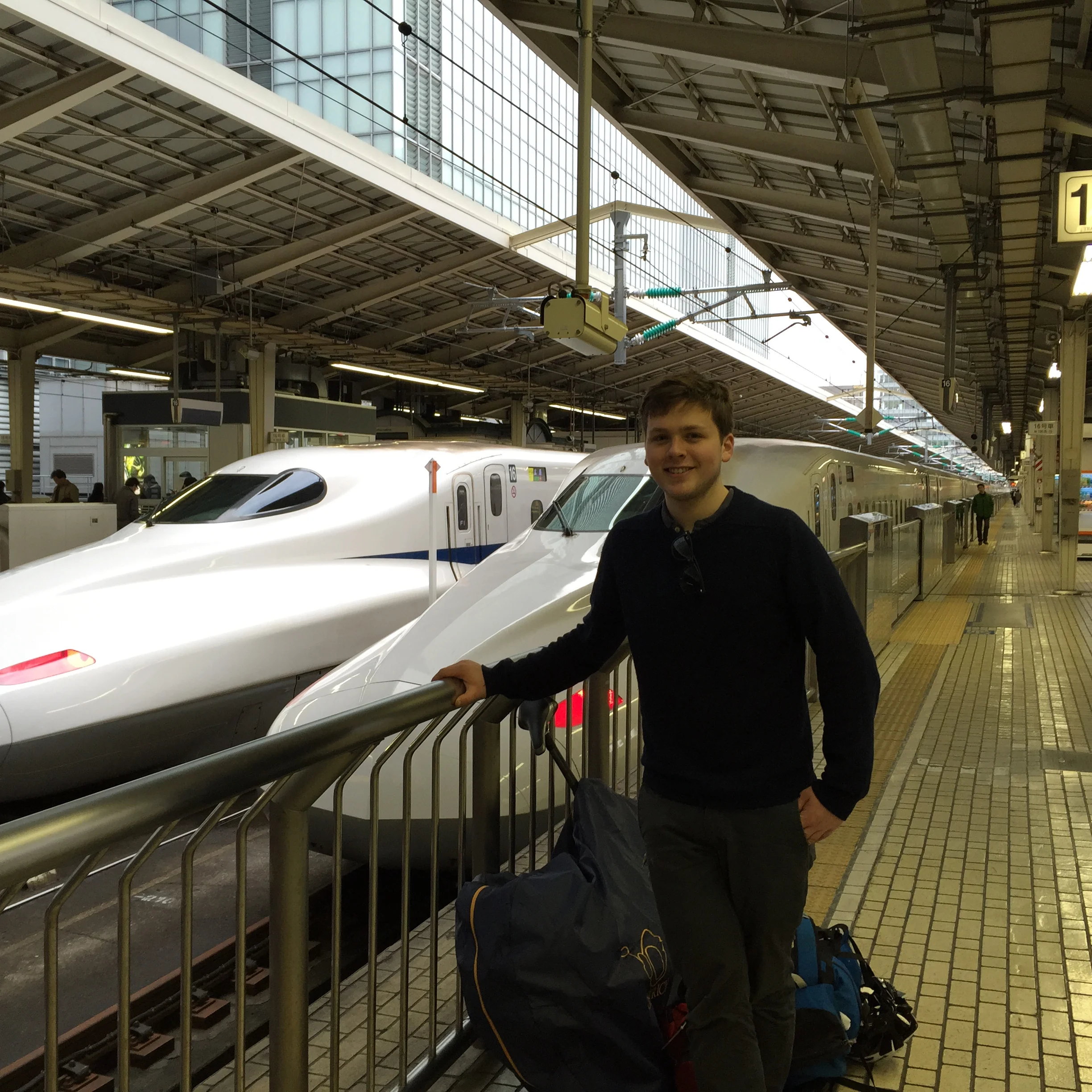 Using the Shinkansen with my bike behind me