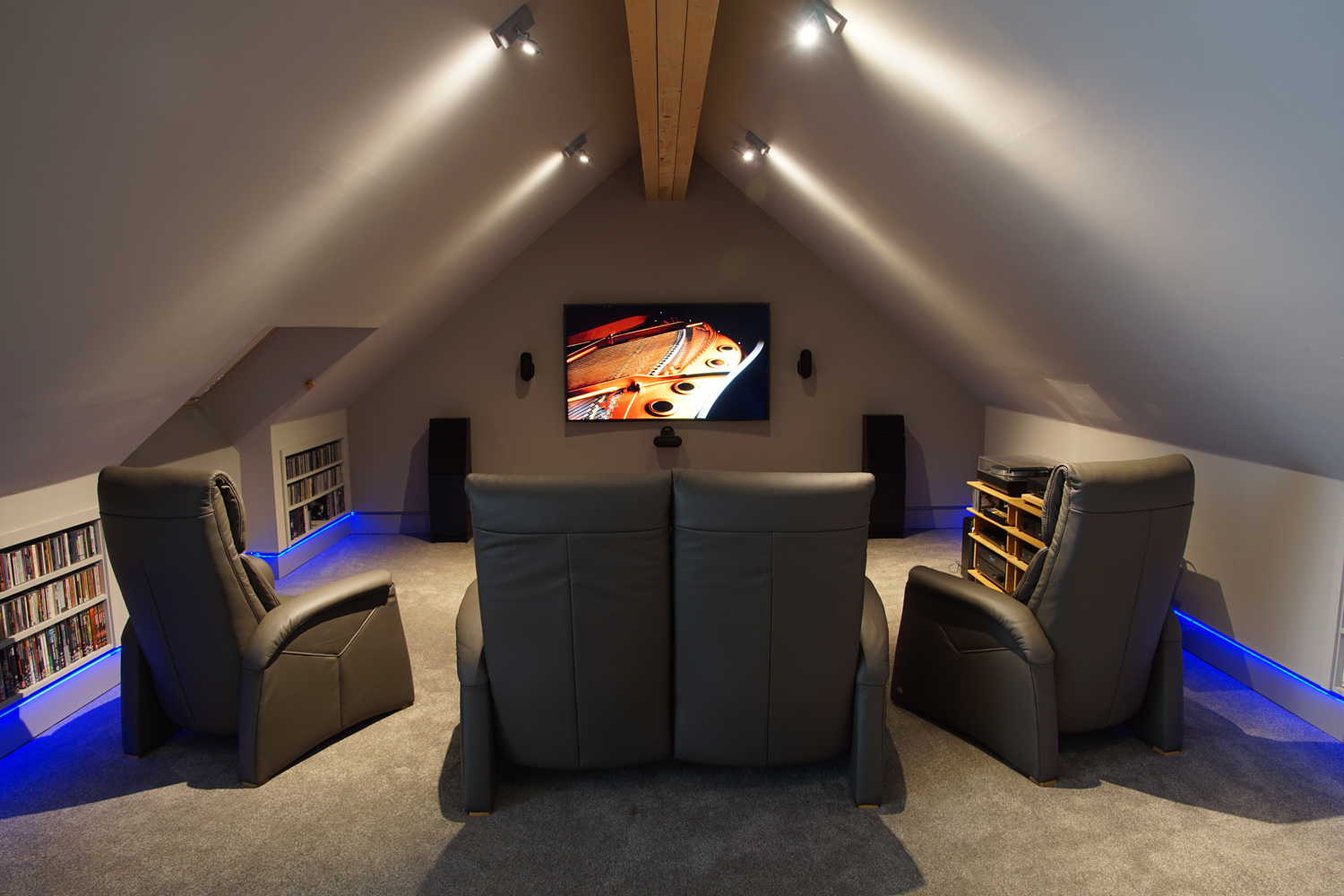 media room 02.jpg