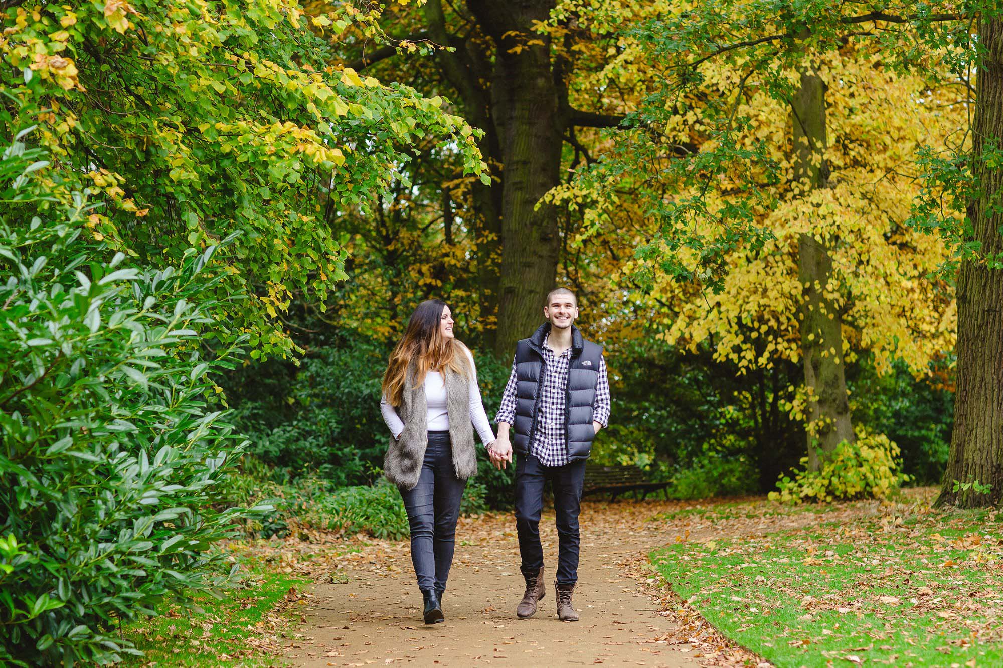 Chelmsford-Essex-Engagement-Shoot_0009.jpg