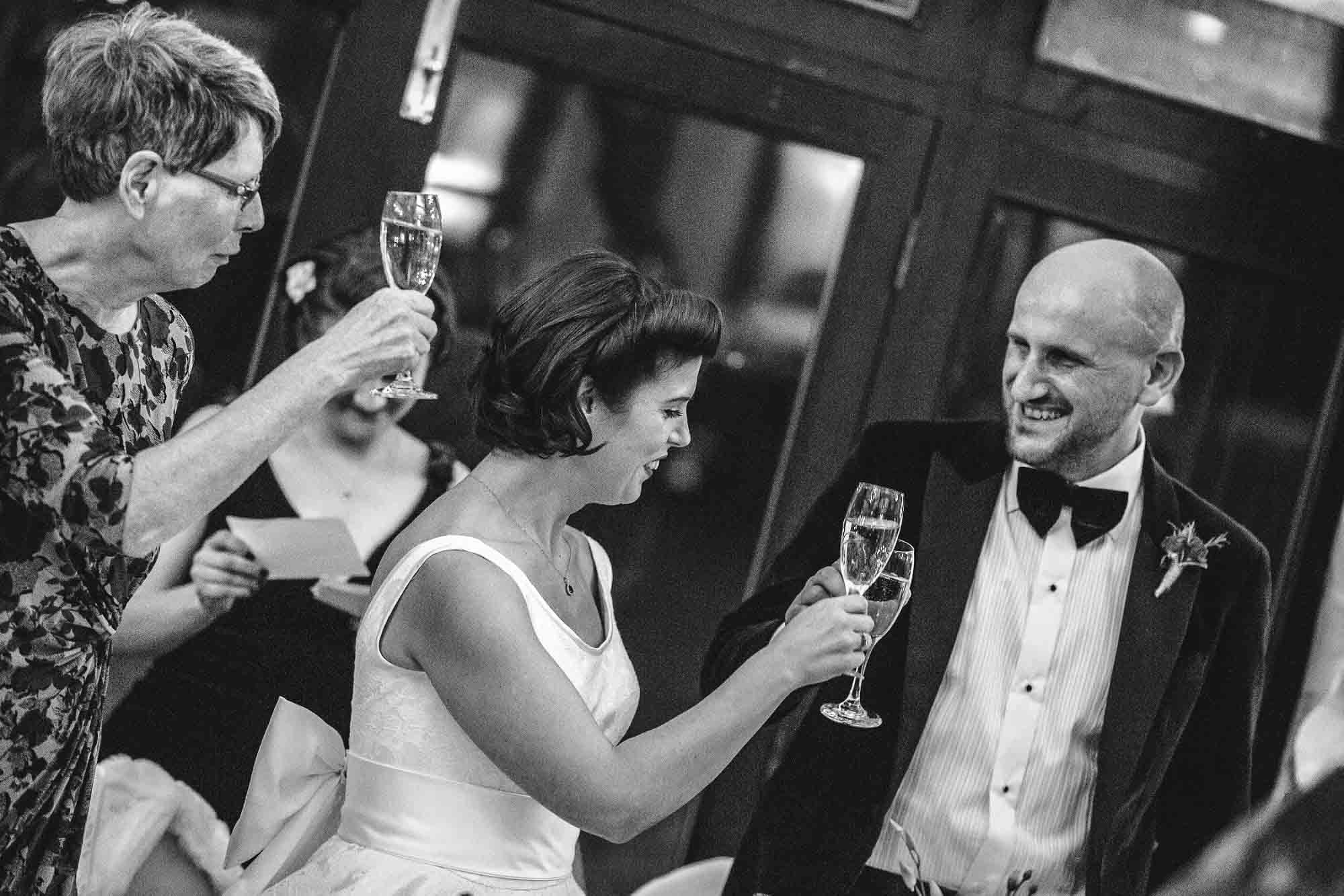 Crondon-Park-Wedding-Photographer_0078.jpg