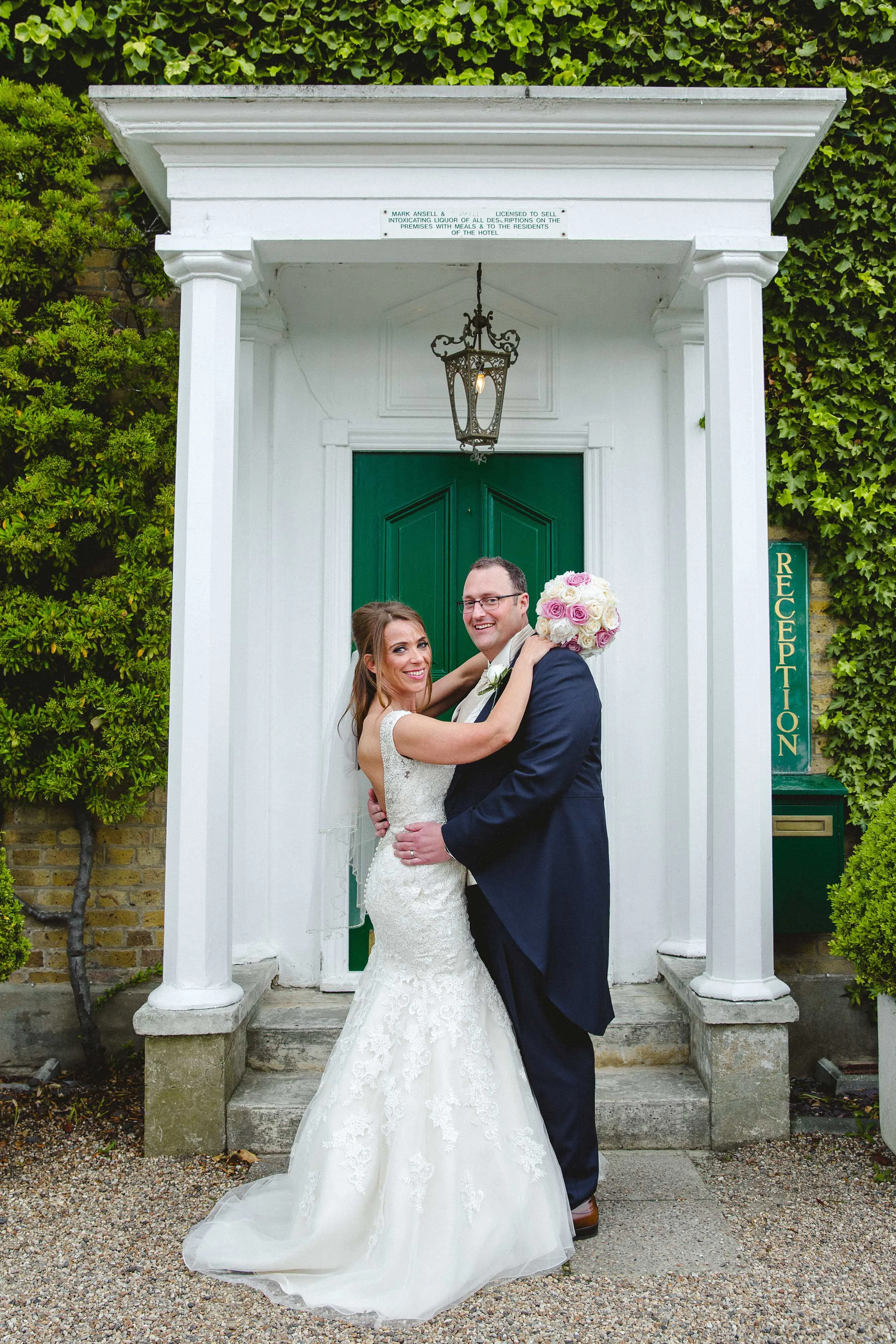 Friern-Manor-Wedding-Photographer_2542.jpg