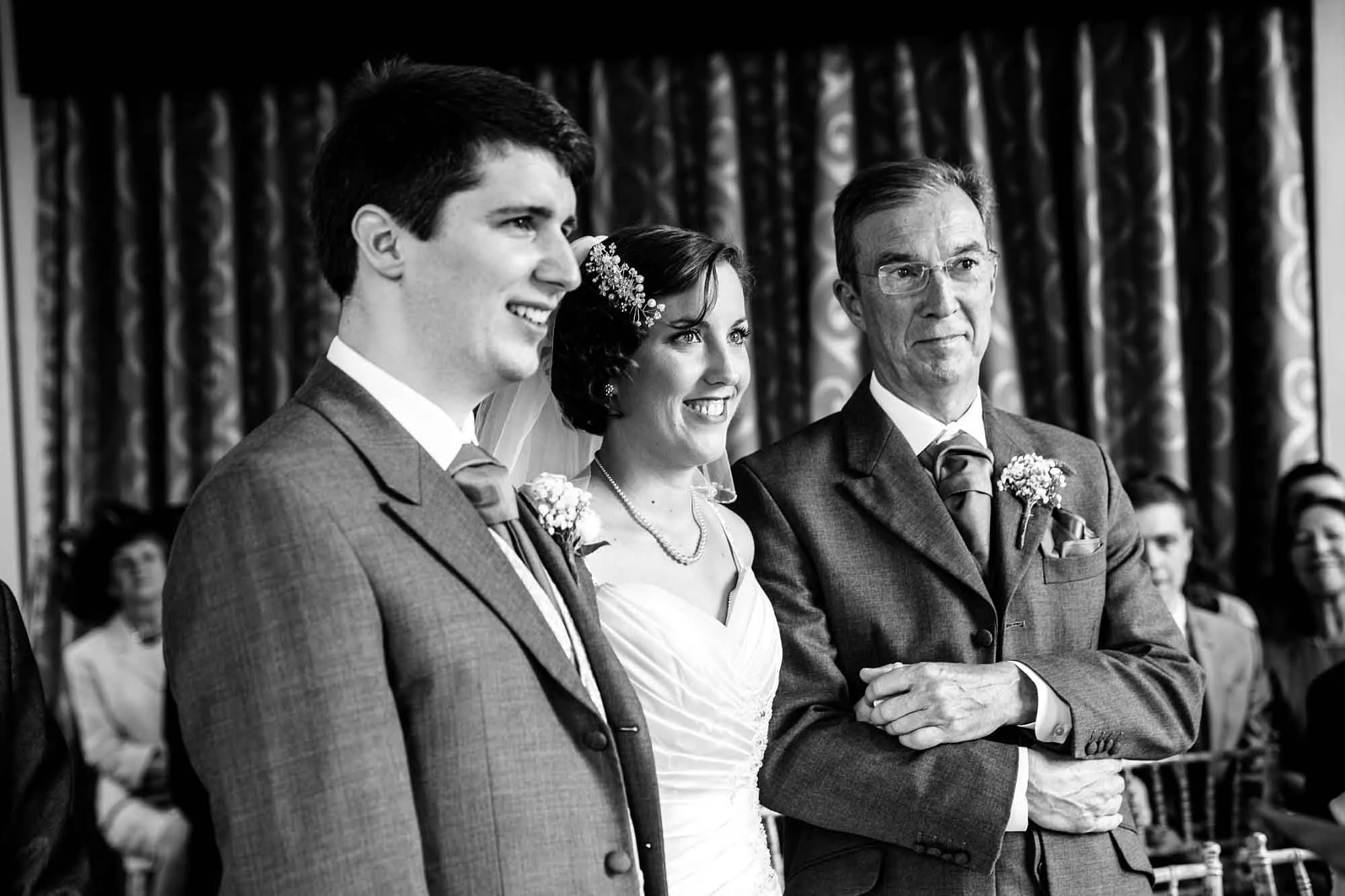 Ponsbourne-Park-Hotel-Wedding_0055.jpg