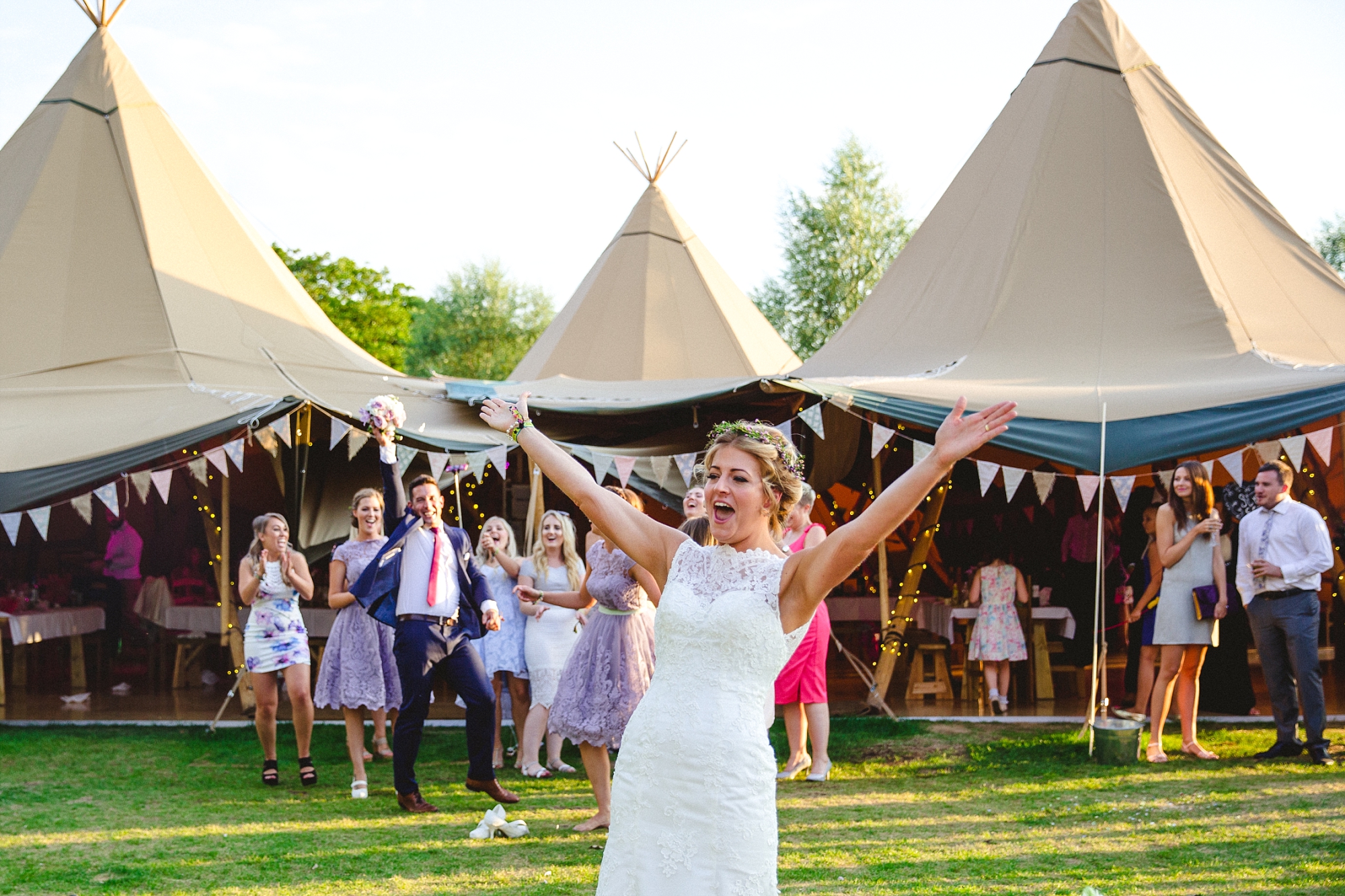 Tipi-Essex-Countryside-Wedding_0102.jpg