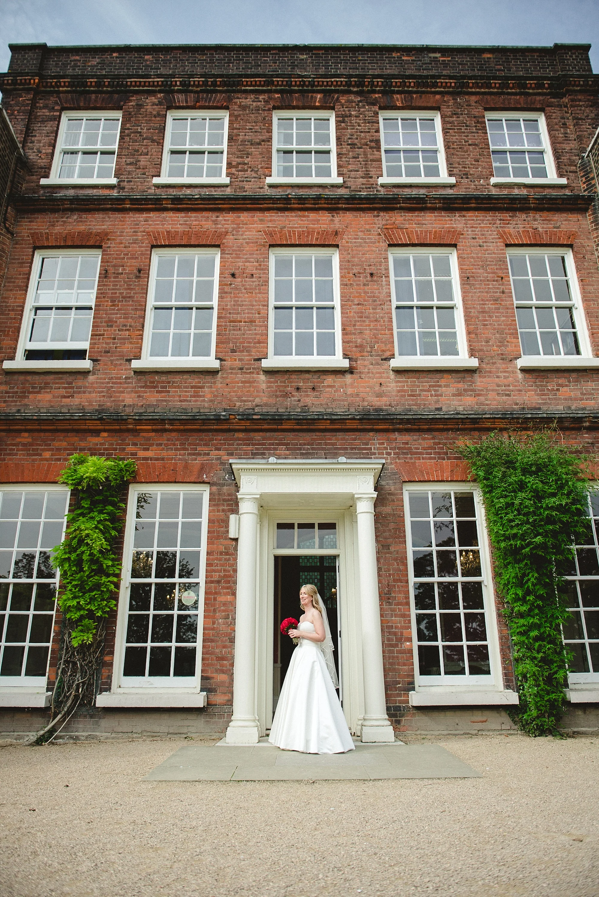 Langtons-Essex-Mod-Themed-Wedding_0045.jpg