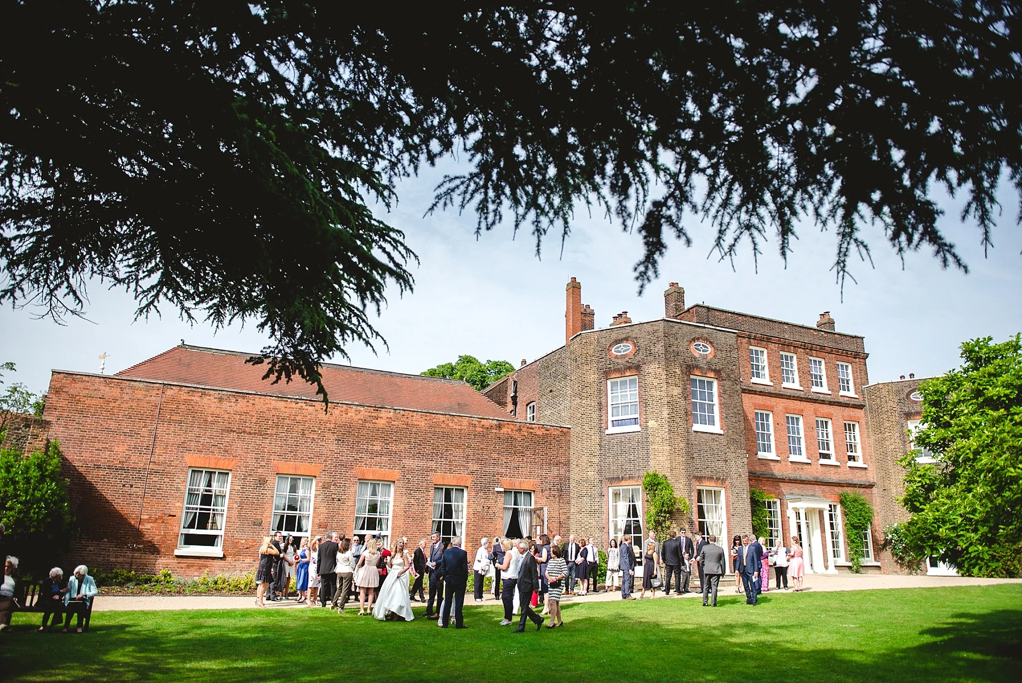 Langtons-Essex-Mod-Themed-Wedding_0031.jpg