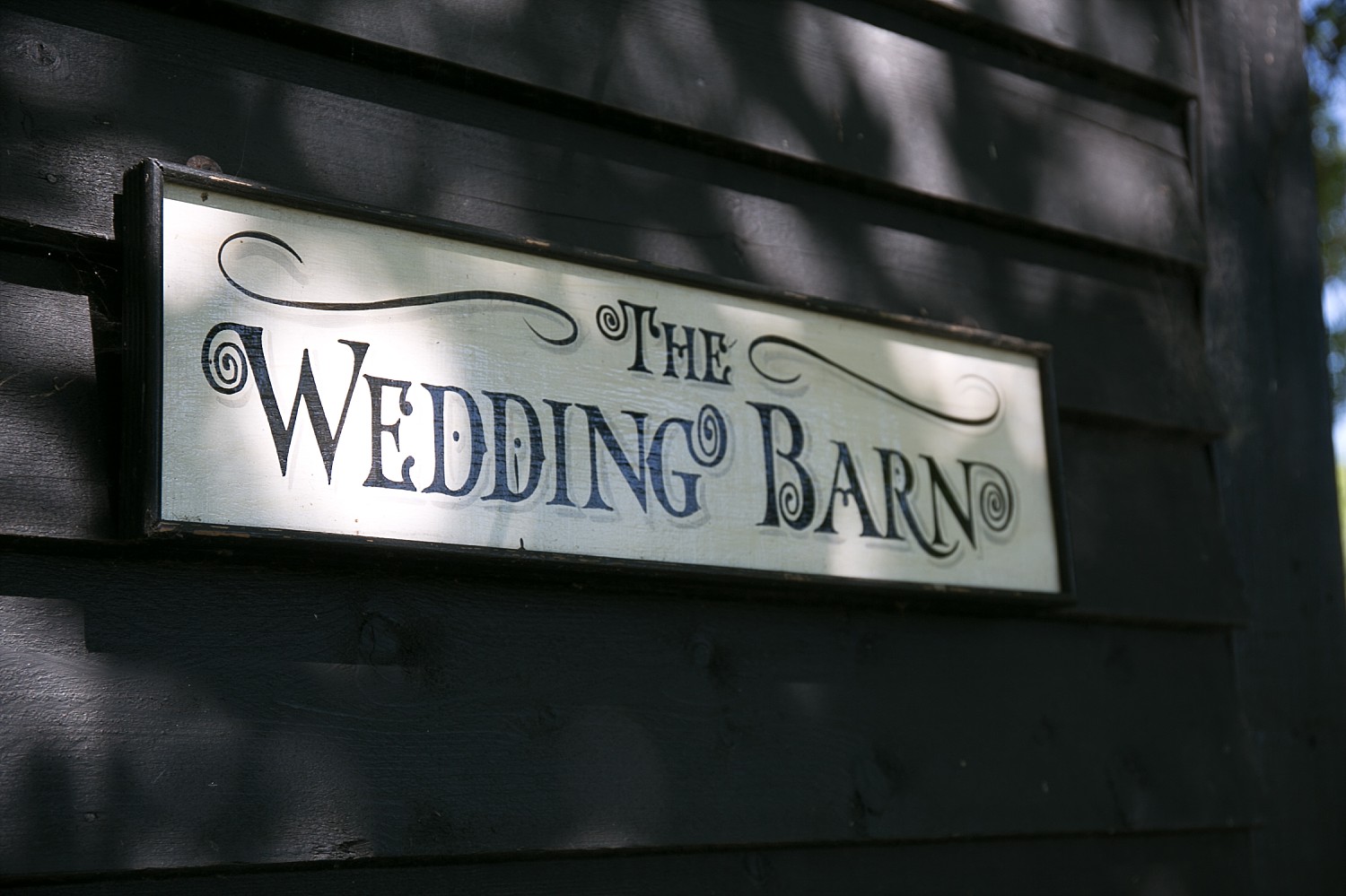 Old-Brook-Barn-Wedding-Essex_0048.jpg