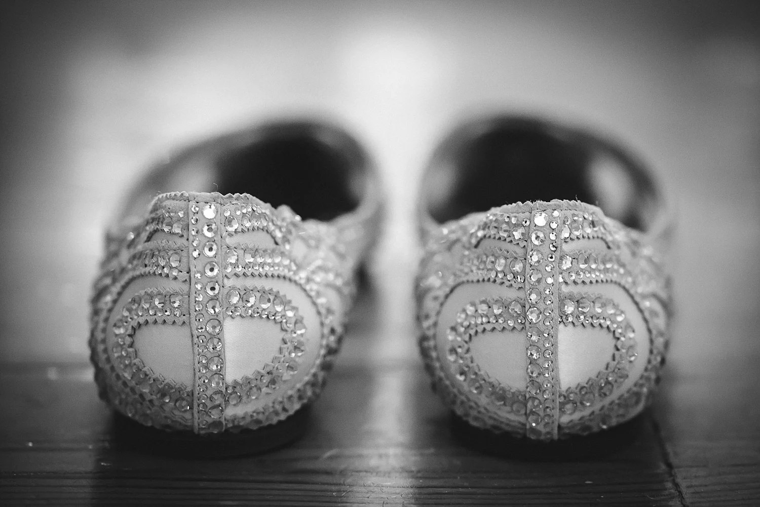 Gaynes-Park-Wedding-Photographer_0005.jpg