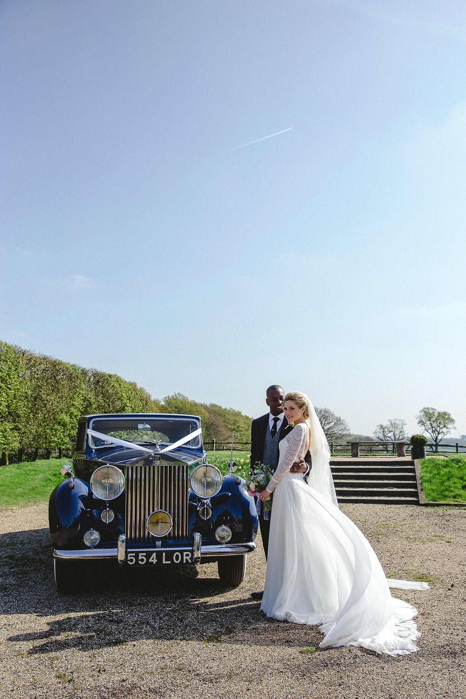 Gaynes-Park-Wedding-Photographer_0073.jpg