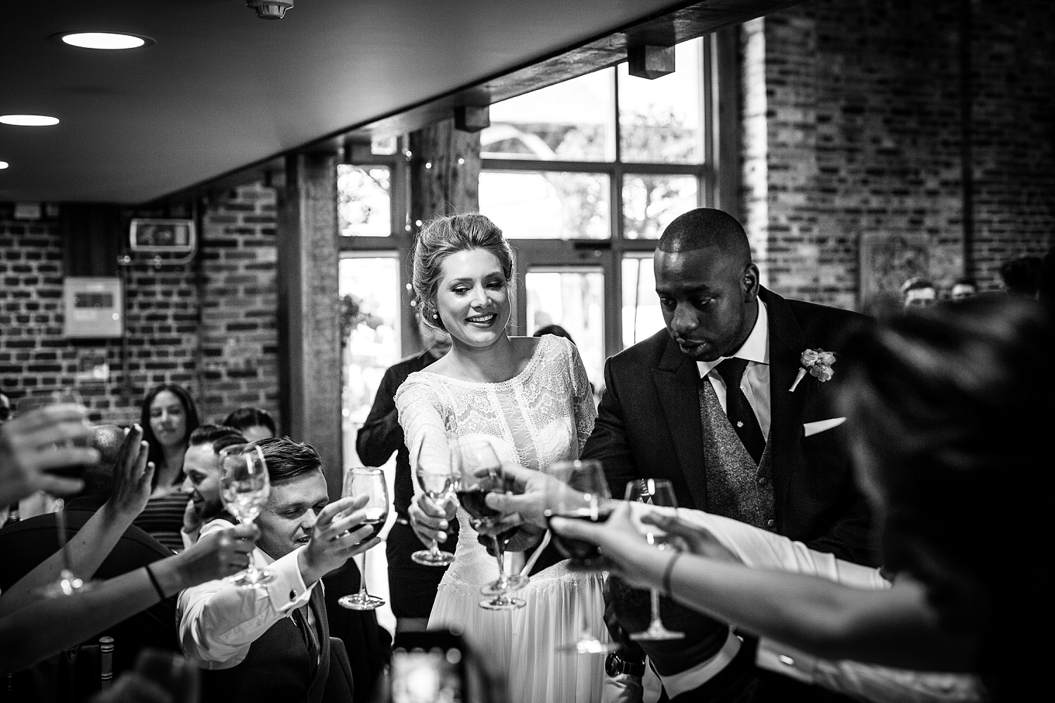 Gaynes-Park-Wedding-Photographer_0107.jpg