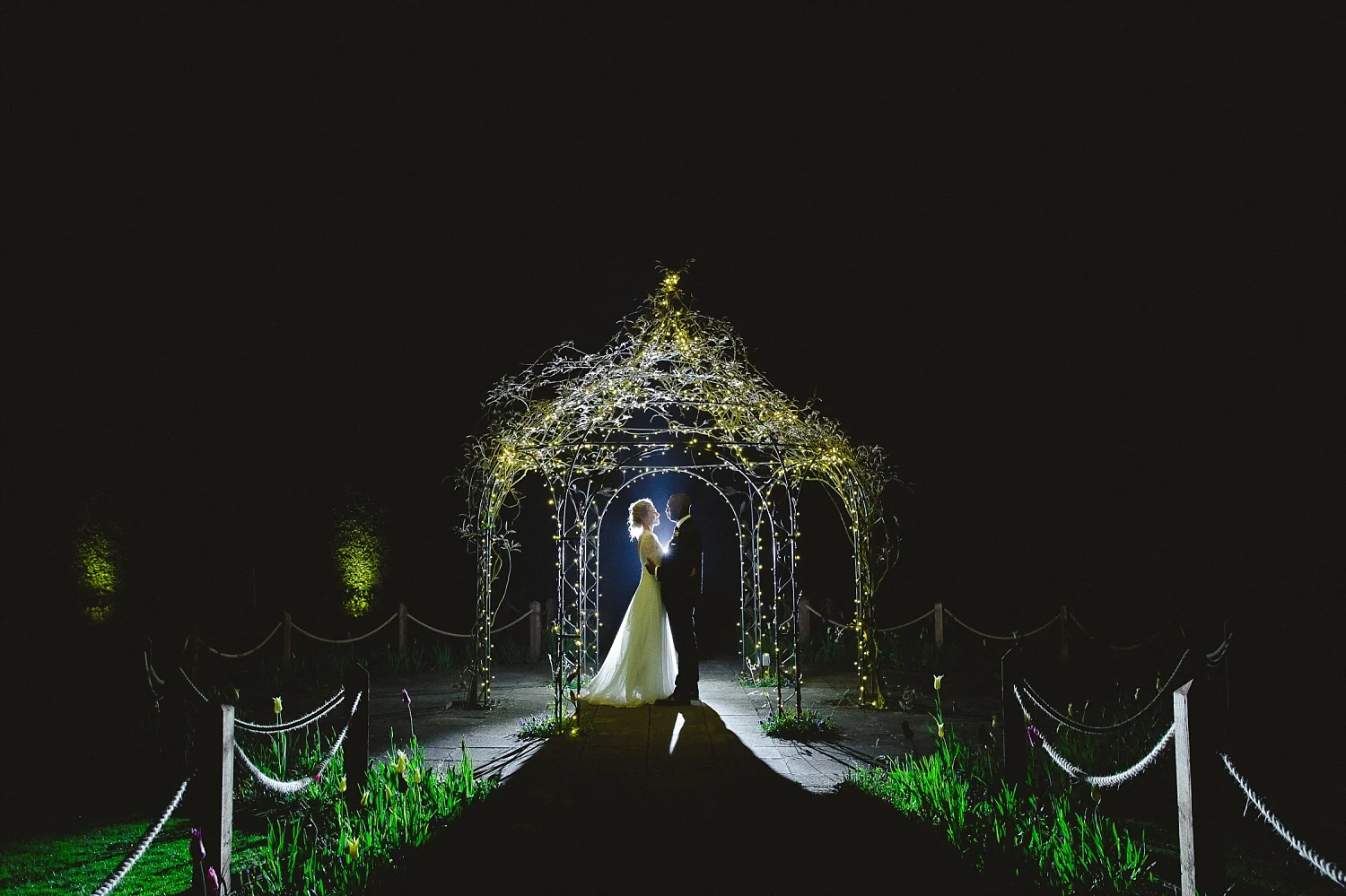 Gaynes-Park-Wedding-Photographer_0168.jpg