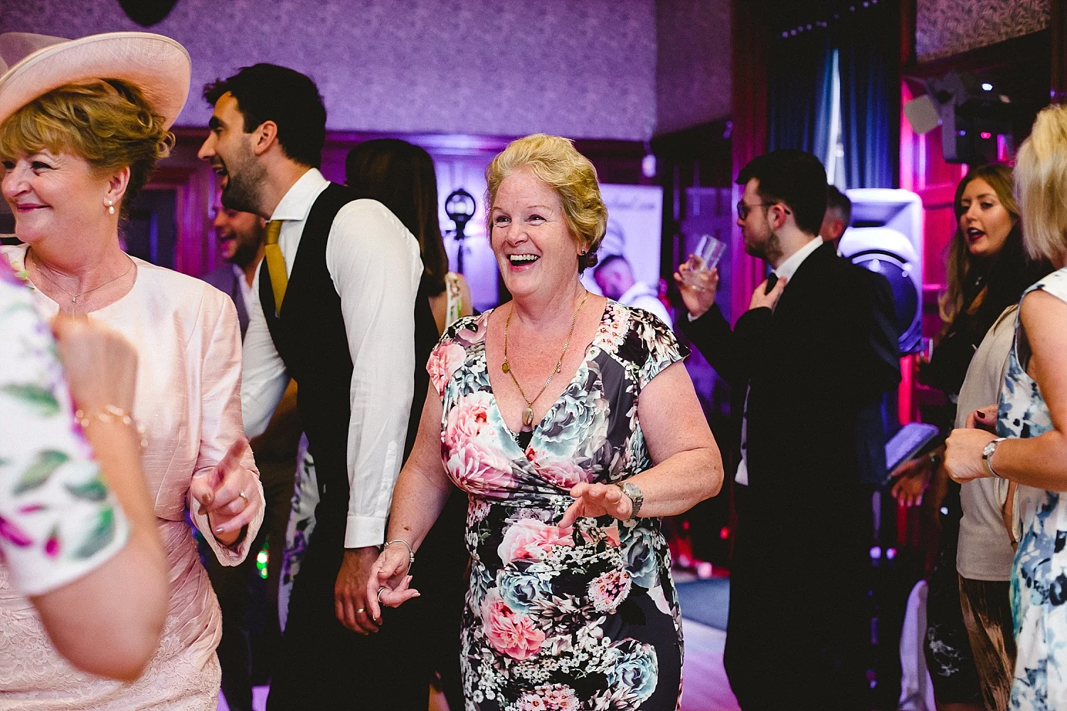 Langtons-House-Essex-Wedding-Photographer_0080.jpg