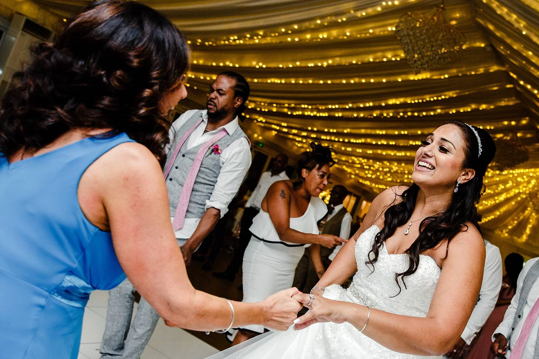 Quendon Hall Wedding Photographer_0110.jpg