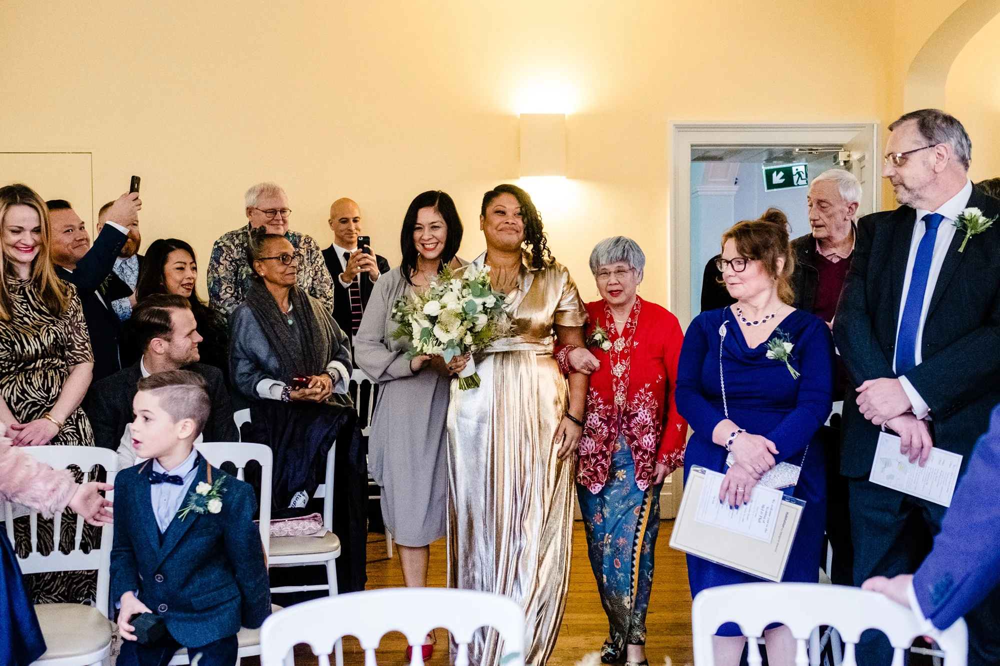 Clissold-House-Wedding-Photographer_0018.jpg