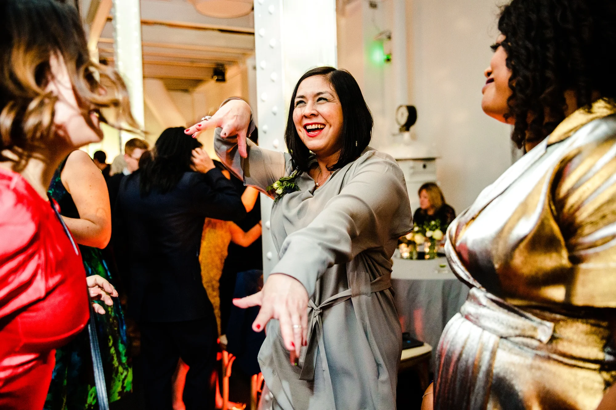 Clissold-House-Wedding-Photographer_0081.jpg