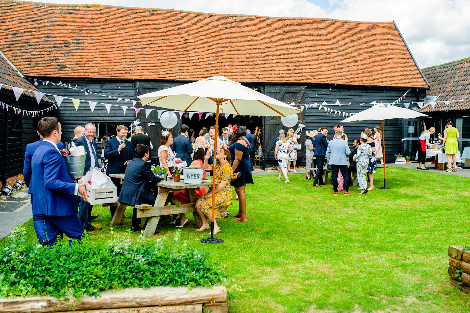 Essex Barn Upminster Wedding Photographer-105.jpg