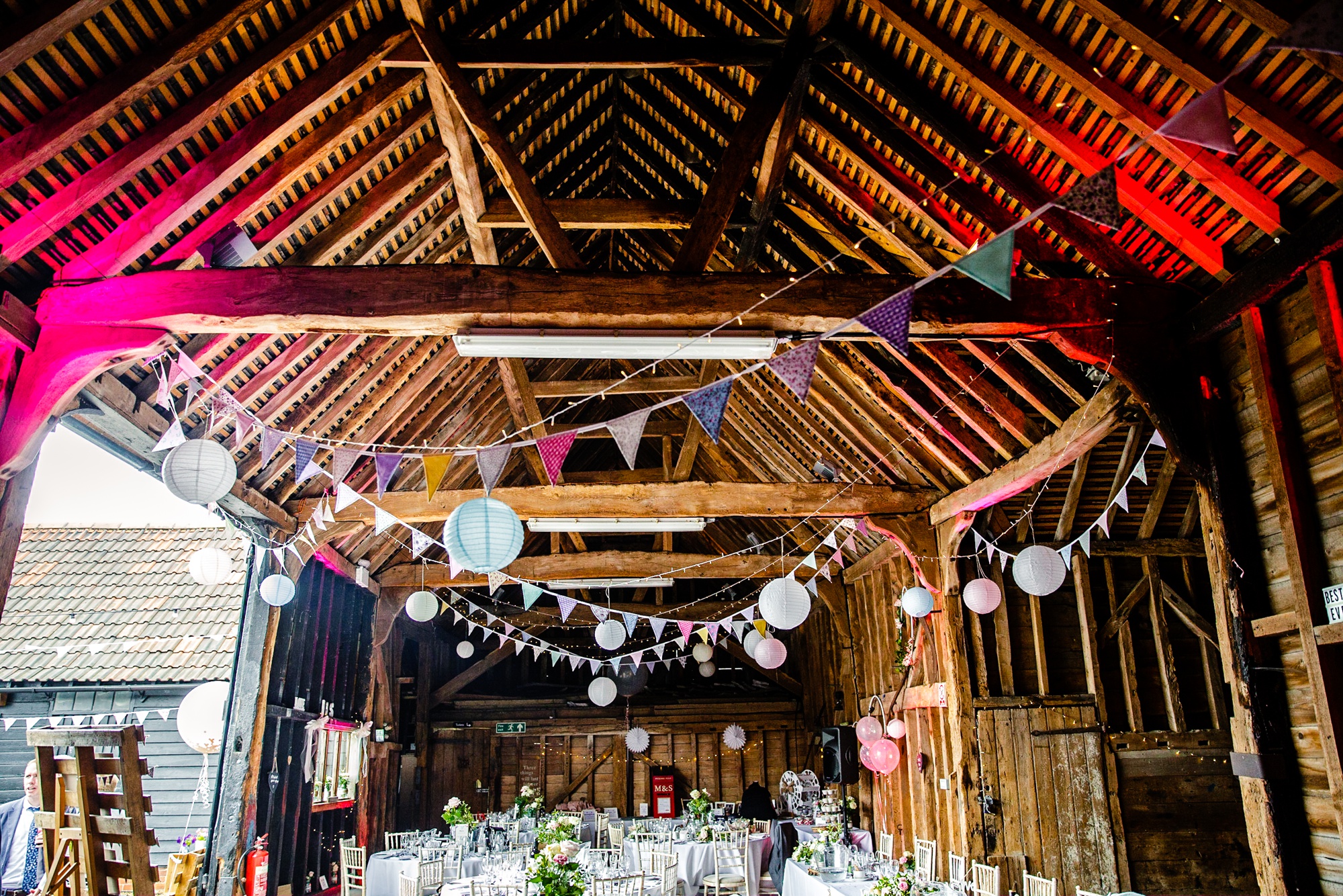 Essex Barn Upminster Wedding Photographer-106.jpg