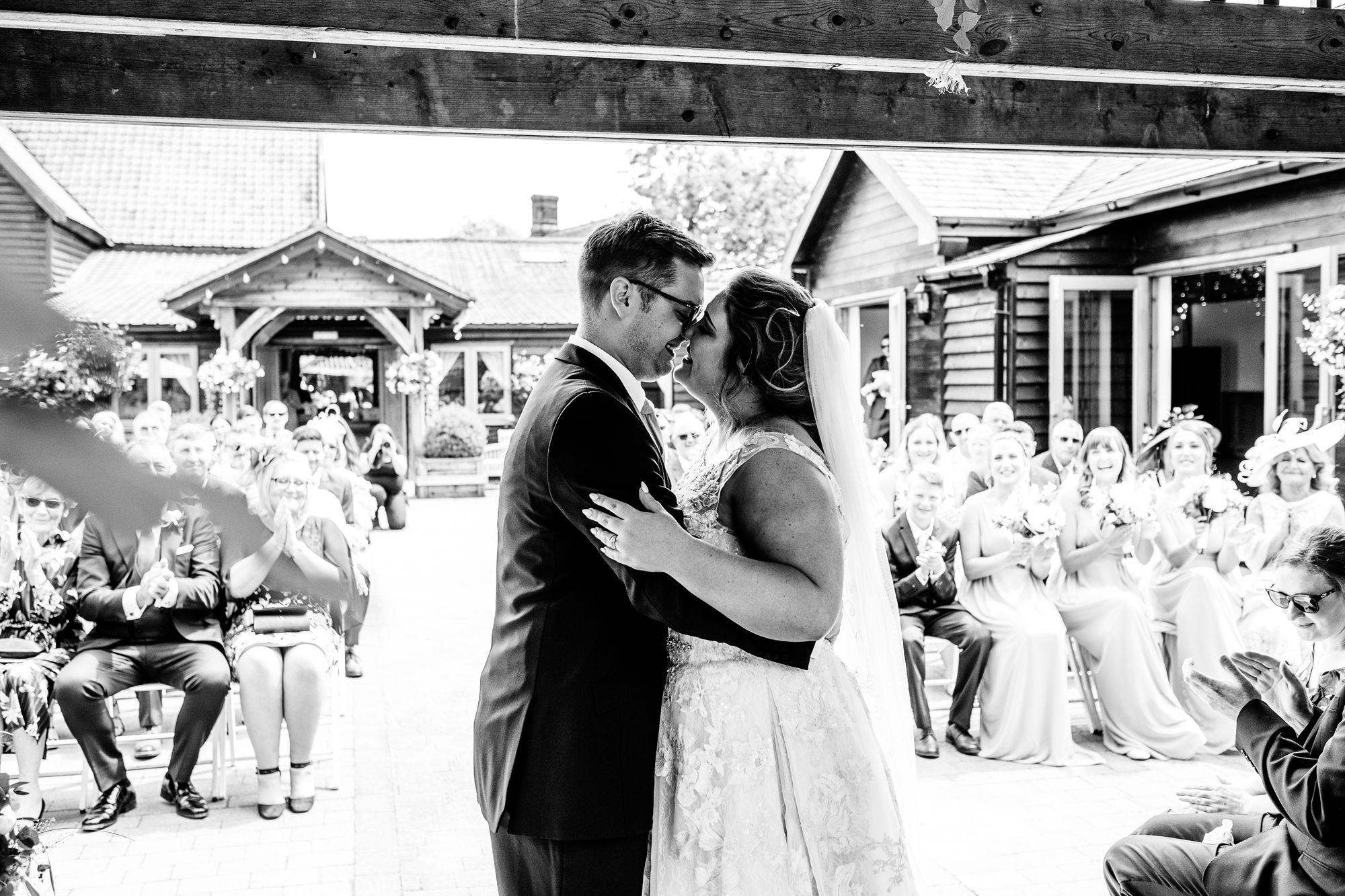 Maidens-Barn-Essex-Wedding-Photographer_0040.jpg