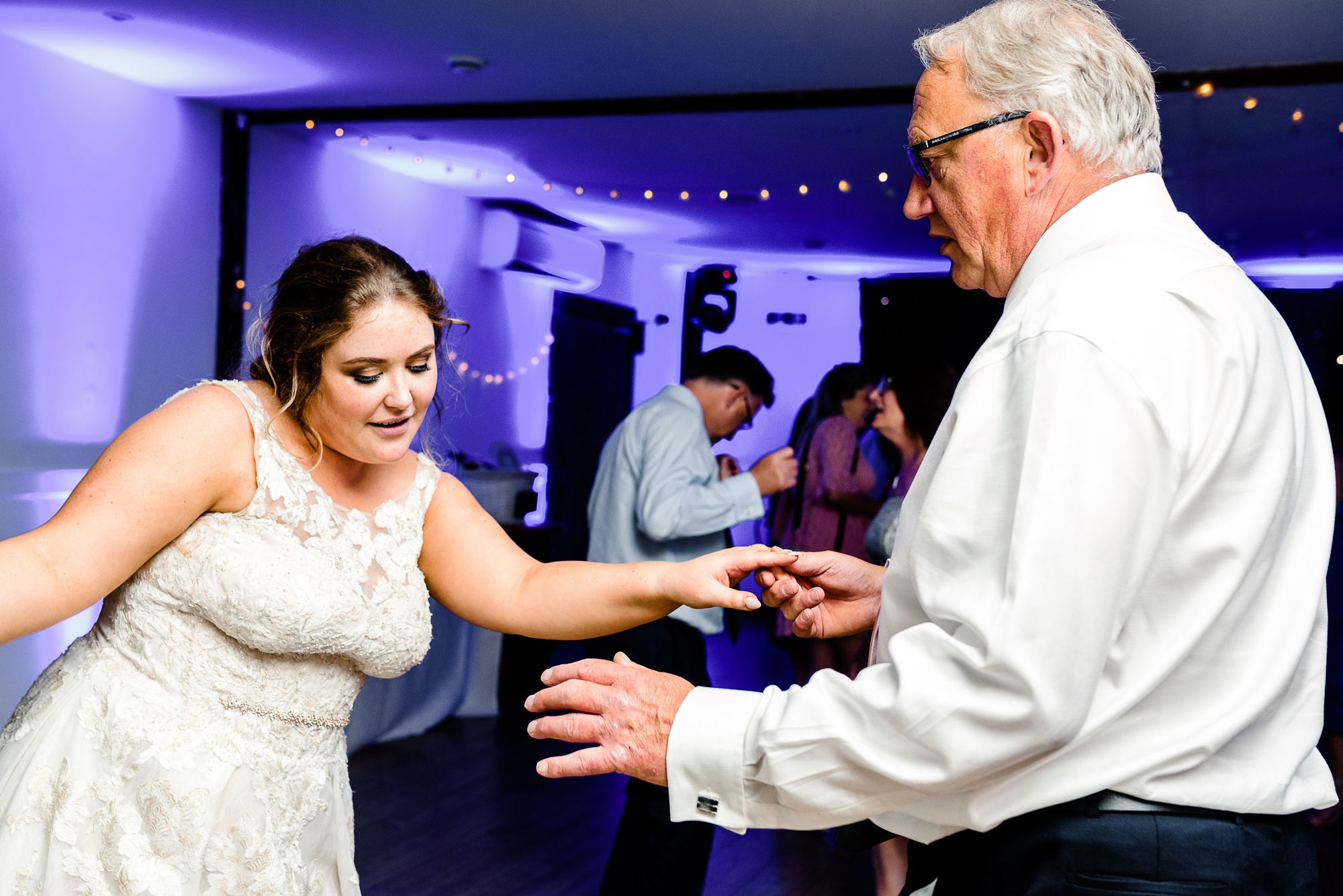 Maidens-Barn-Essex-Wedding-Photographer_0139.jpg