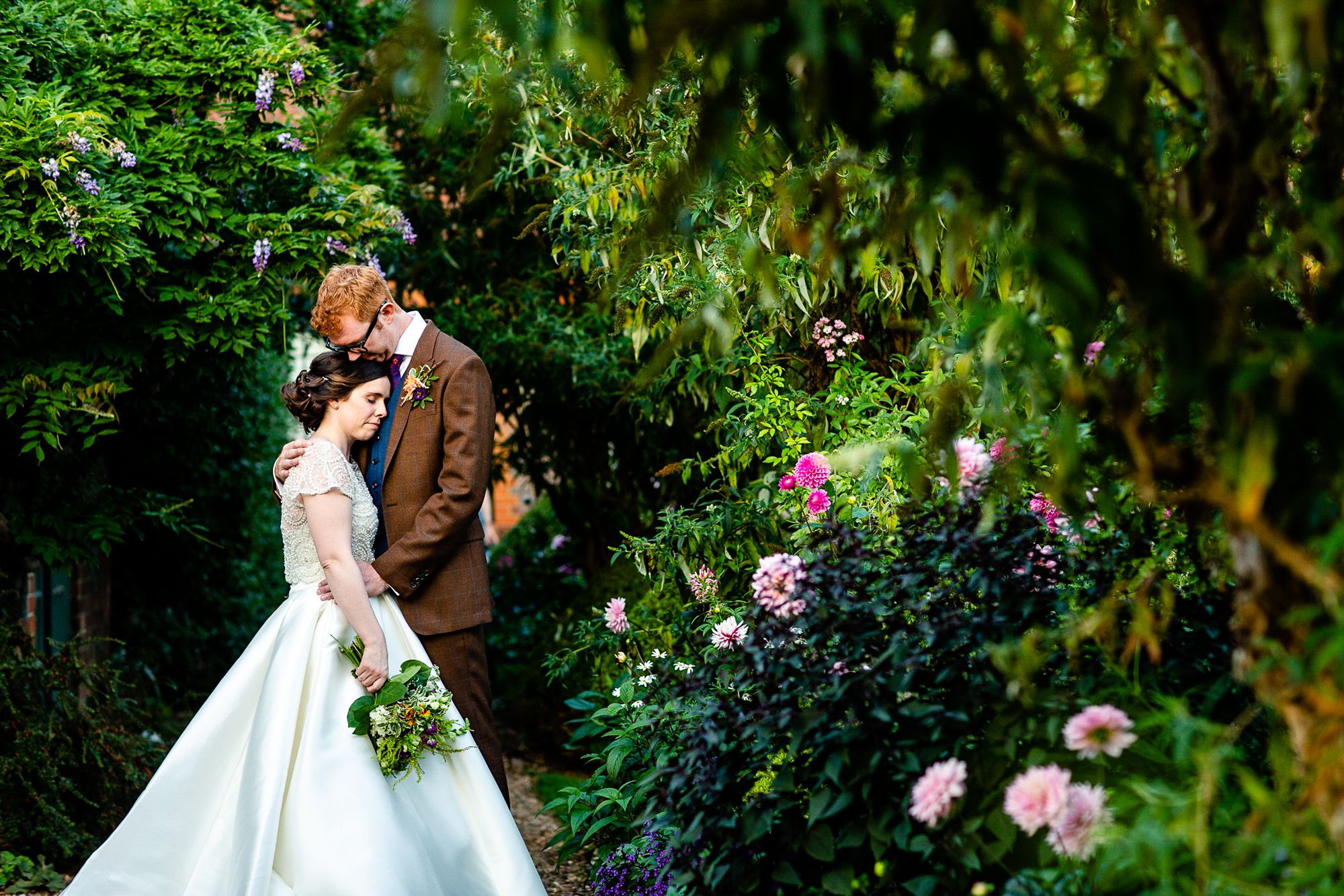 Chenies Manor House Wedding Photographer_0144.jpg