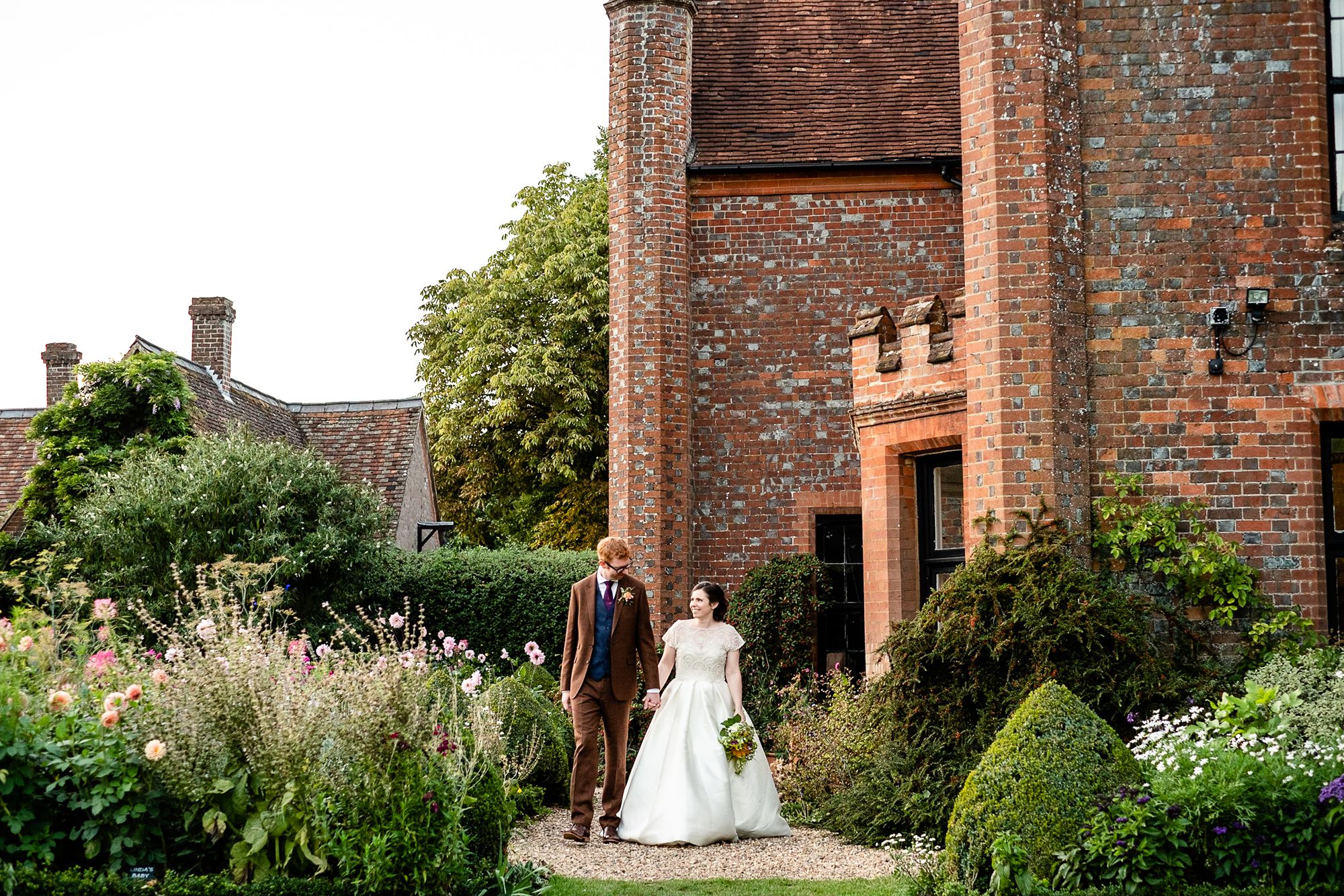 Chenies Manor House Wedding Photographer_0149.jpg