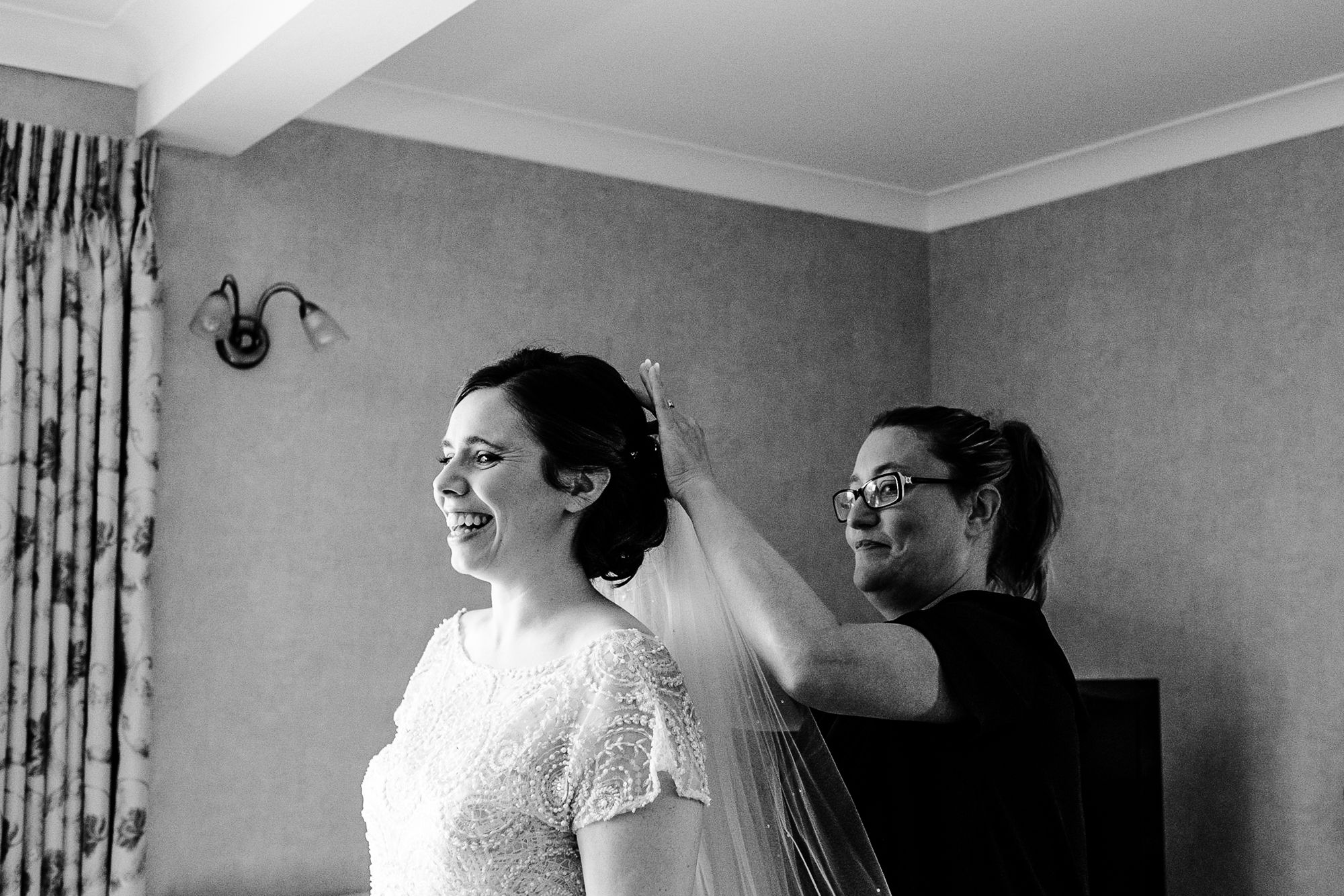 Chenies Manor House Wedding Photographer_0198.jpg