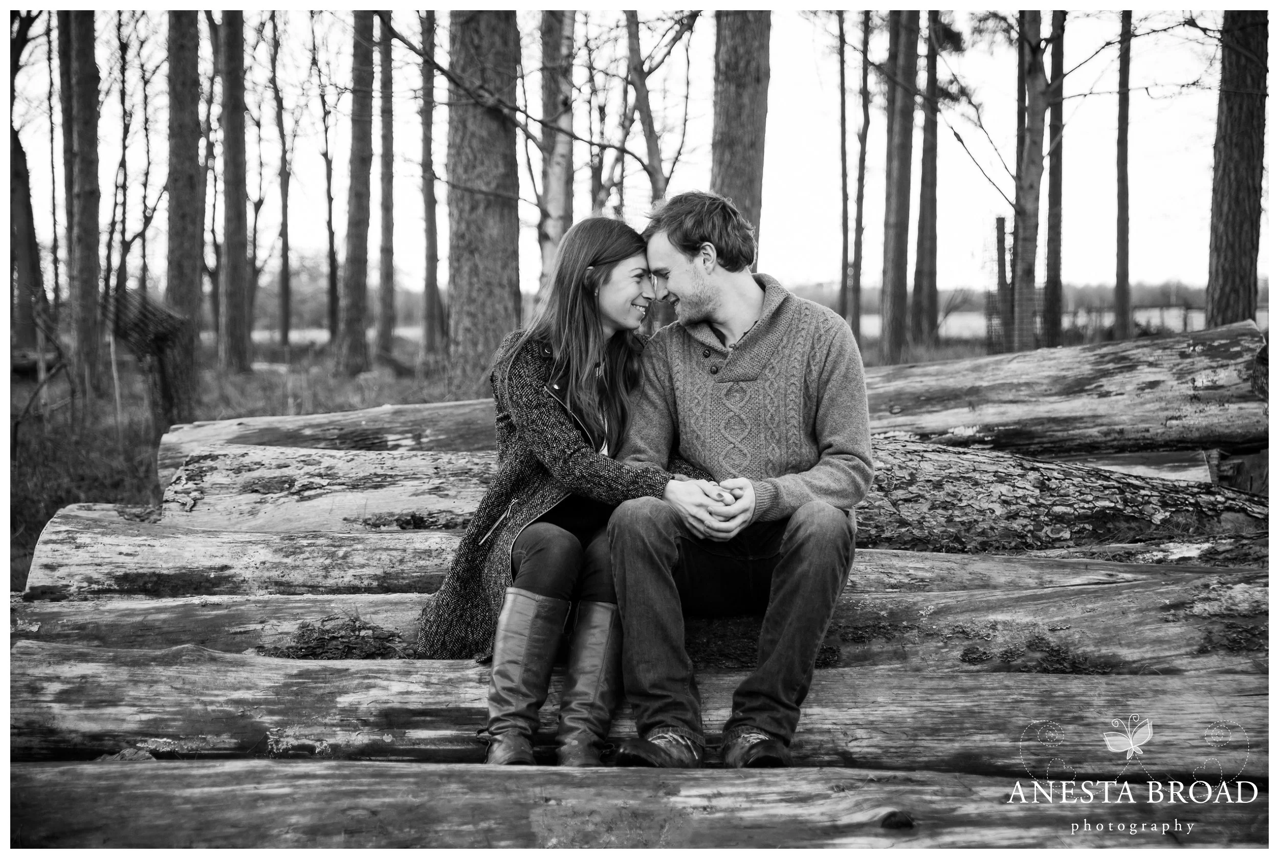 Brentwood Essex Engagement Photographer 4.jpg