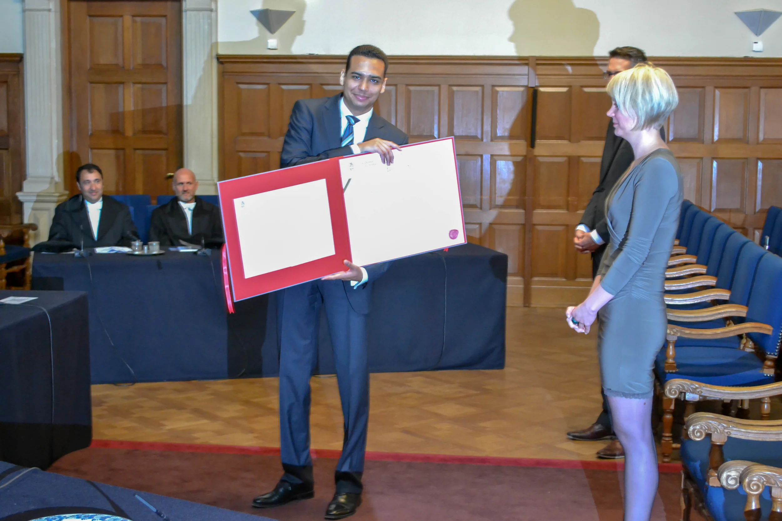 Diploma in ontvangst nemen