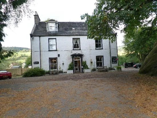 The pub was around back of the Benleva Hotel