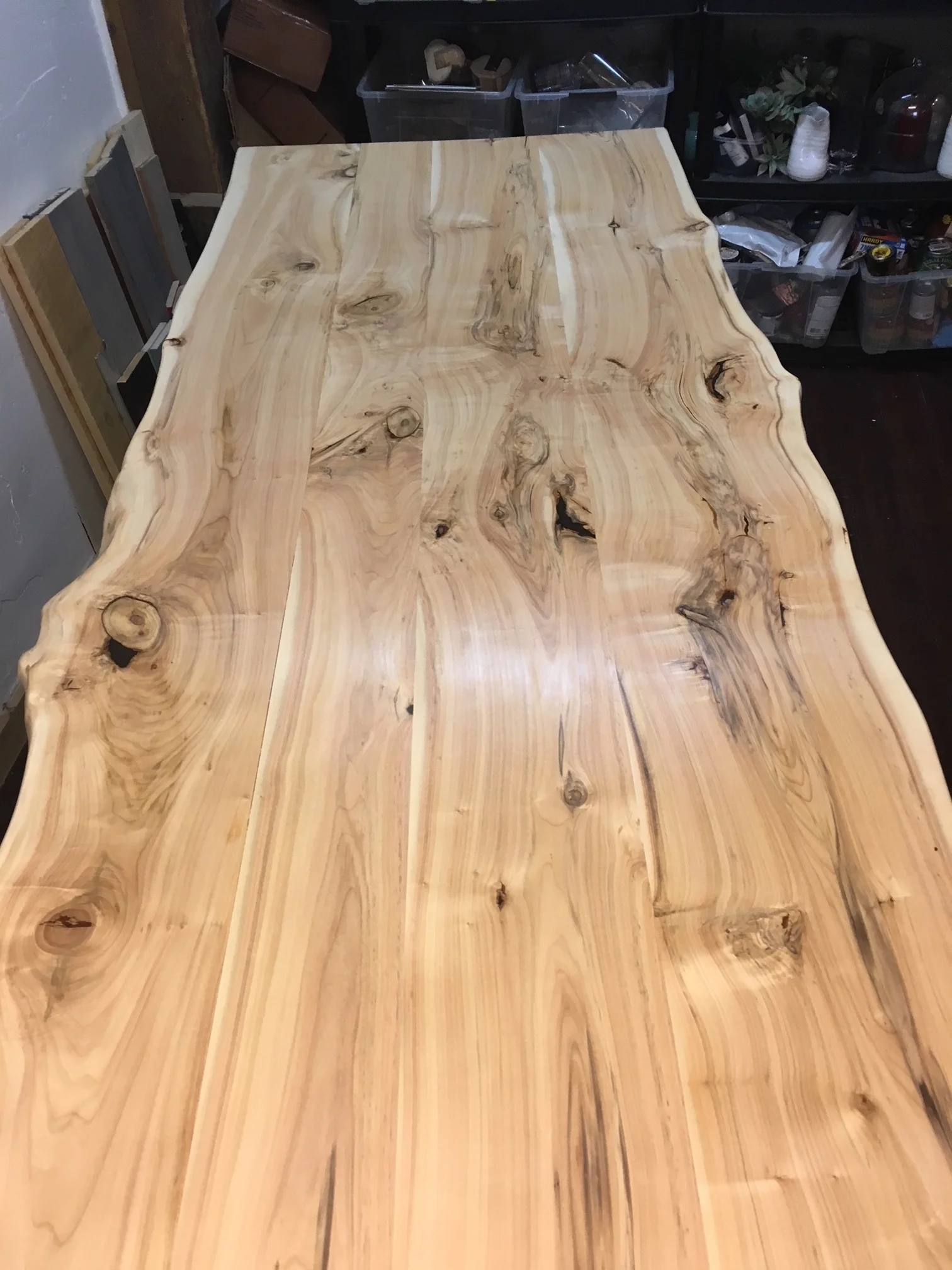 What is Live Edge Wood Furniture?