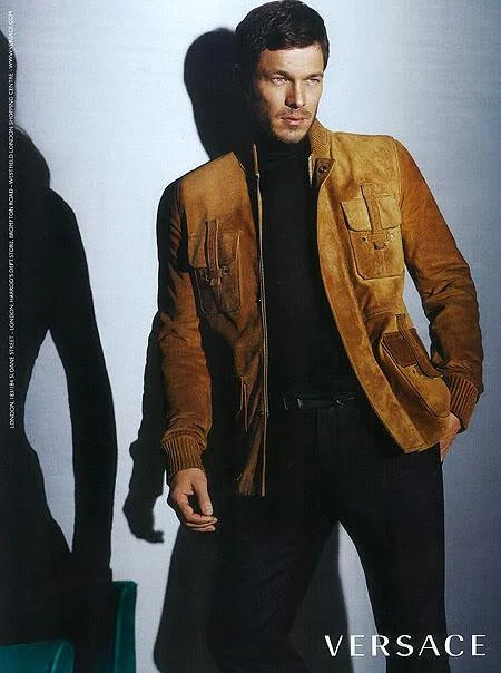 Versace2.jpg