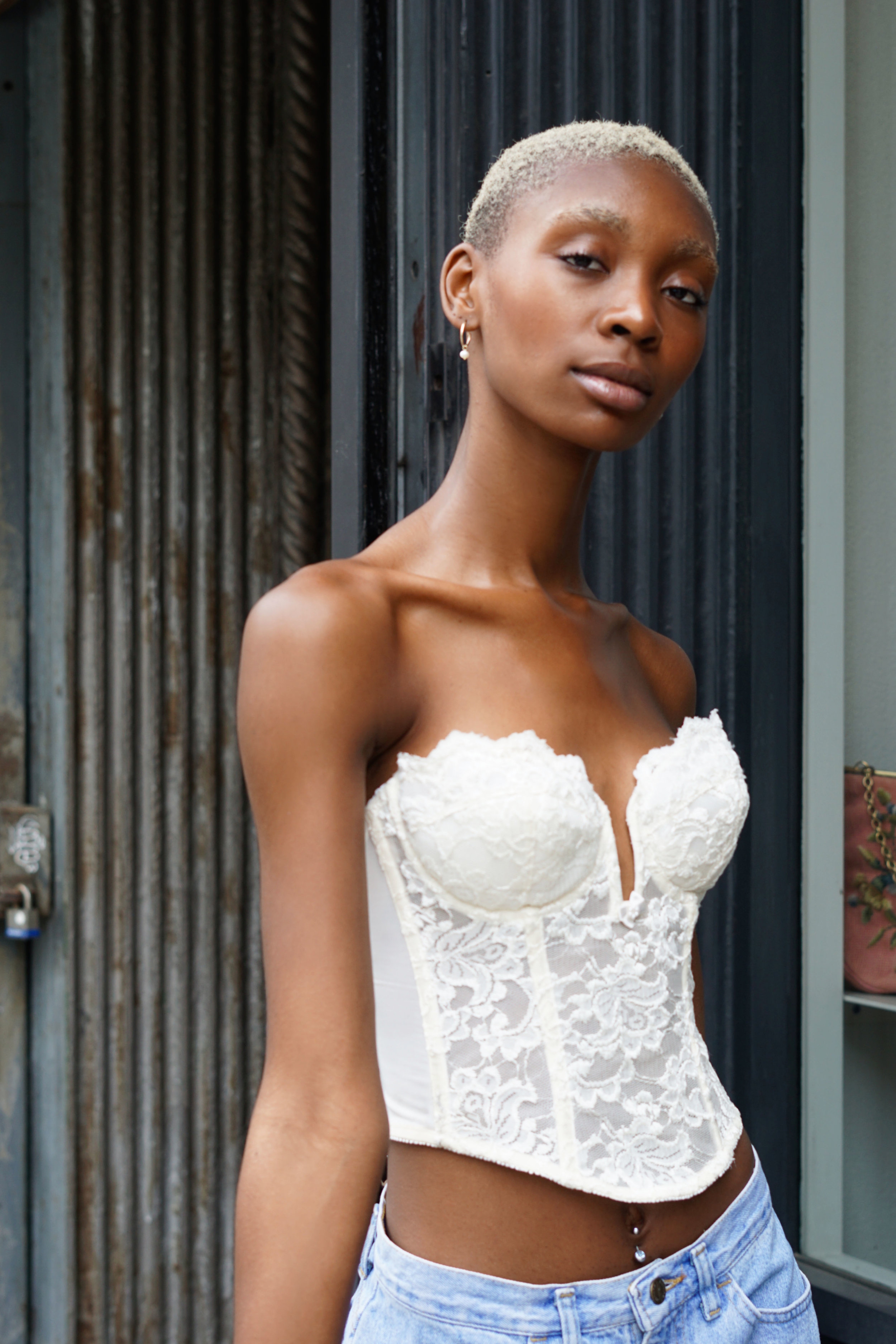 Corset3.jpg