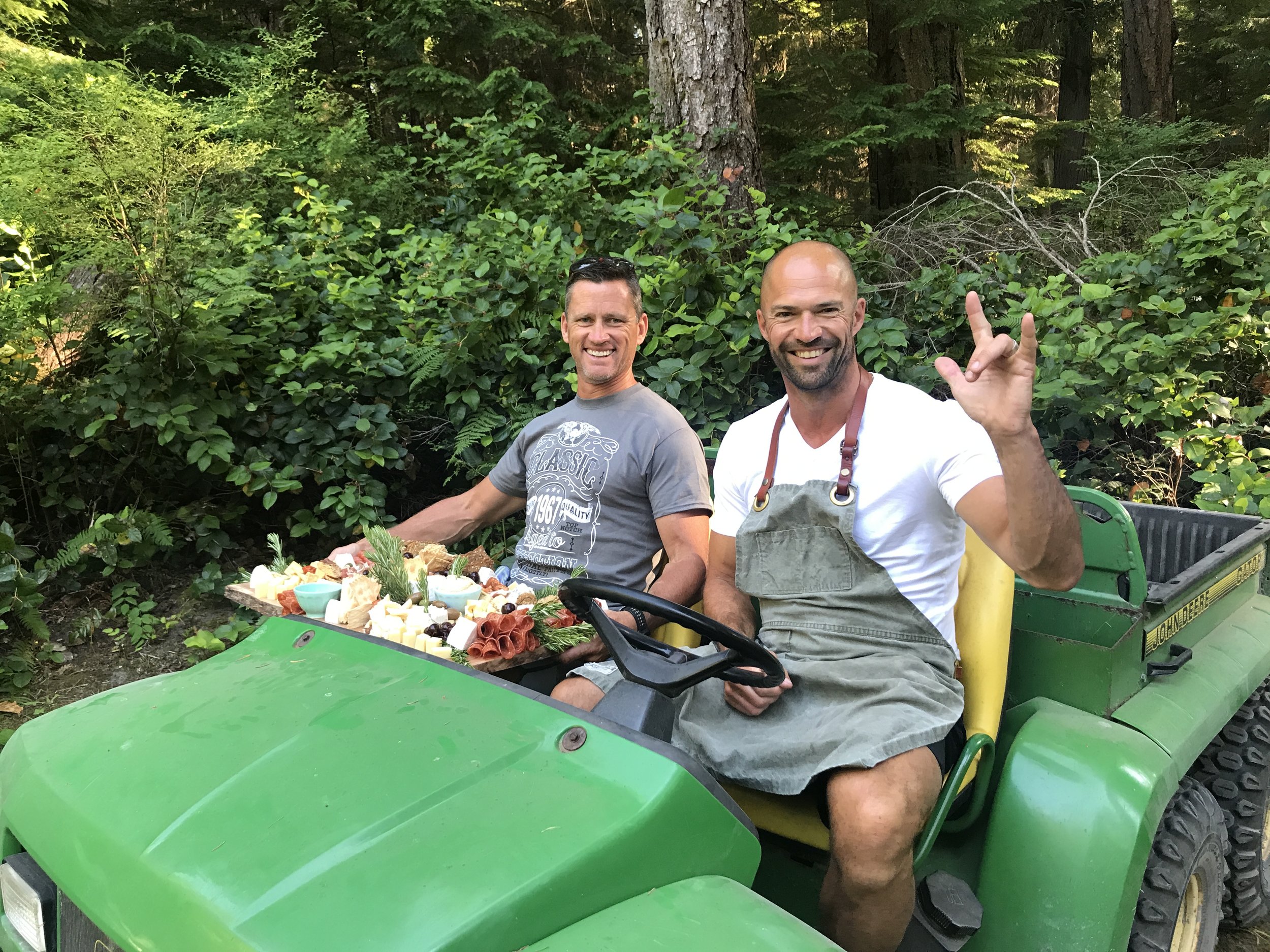 CHARCUTERIE TO THE BEACH