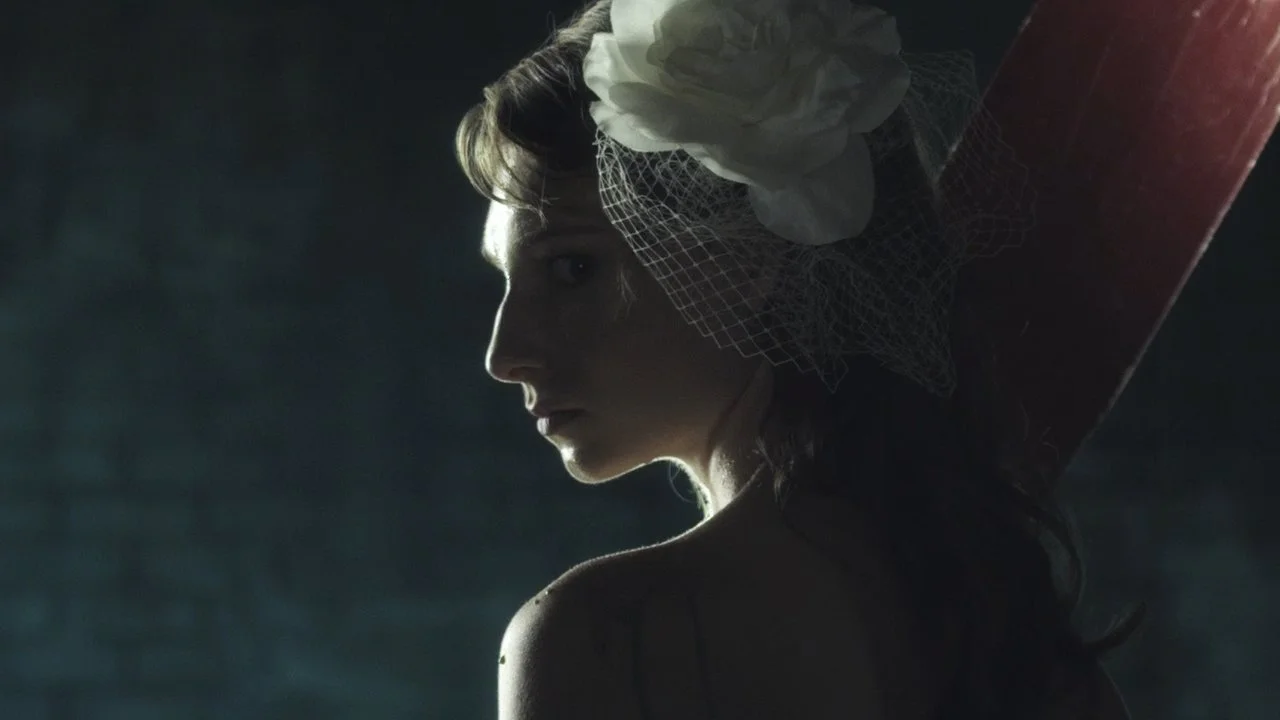 Holly fletcher zoochosis. Zoochosis клипы. Zoochosis youtube video. Zoochosis клипы. Zoochosis дата выхода.