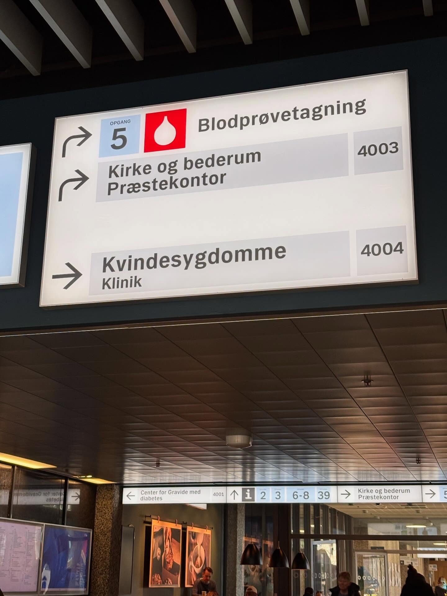 Clinic for women&rsquo;s disease. My first stop this morning. I have a lot of feelings around the whole setup. And around having a disease in my uterus. Had it been in any other organ it would be different. In funds for research, work place, conversa