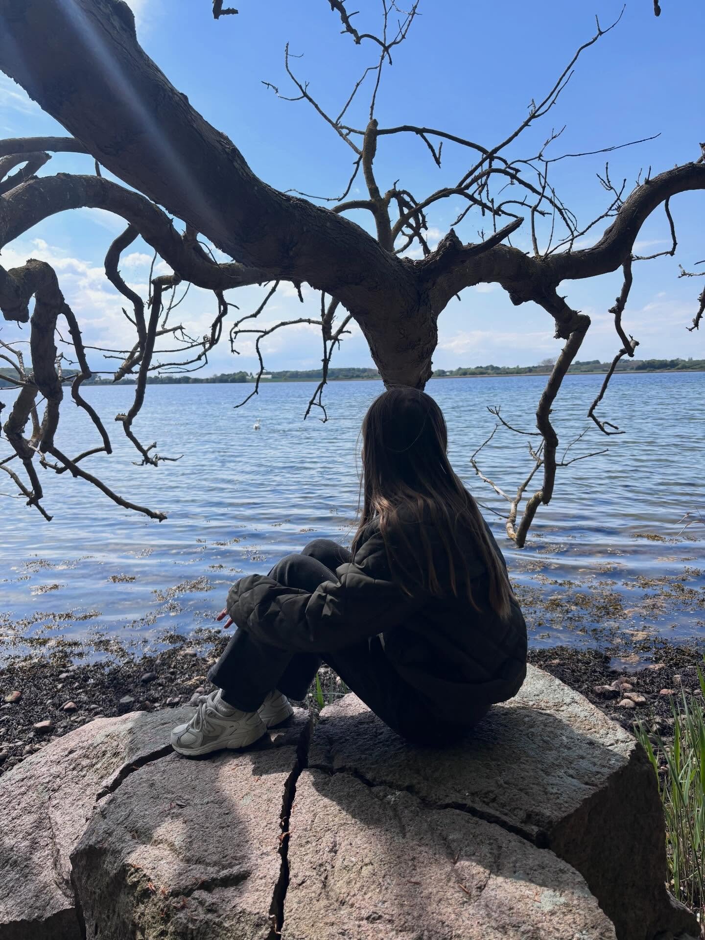 This little beauty of a human took us on a wonder on an unknown track. She was the guide. She Saw a Hill she wanted to climb. And what an amazing hike it turned out to be. She&rsquo;s 11 in a minute. The baby&hellip; 
And I cherish the hours where sh