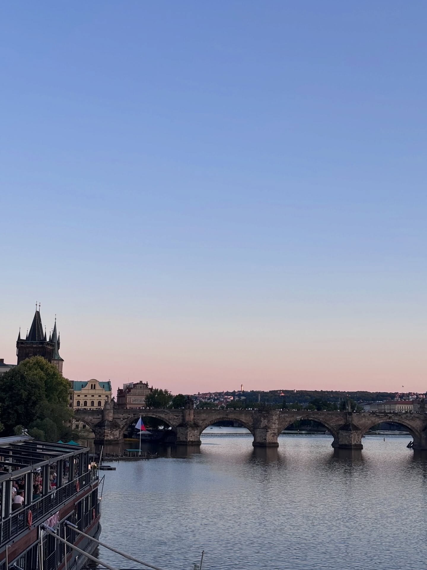 And we are off! Thank you Prague for a beautiful week. My third times here, my first with this little alcohol 👀Now training ourselves back through the burning hot lands of Europe. 

The kids walked more than they wanted to. We were cultured. And we 
