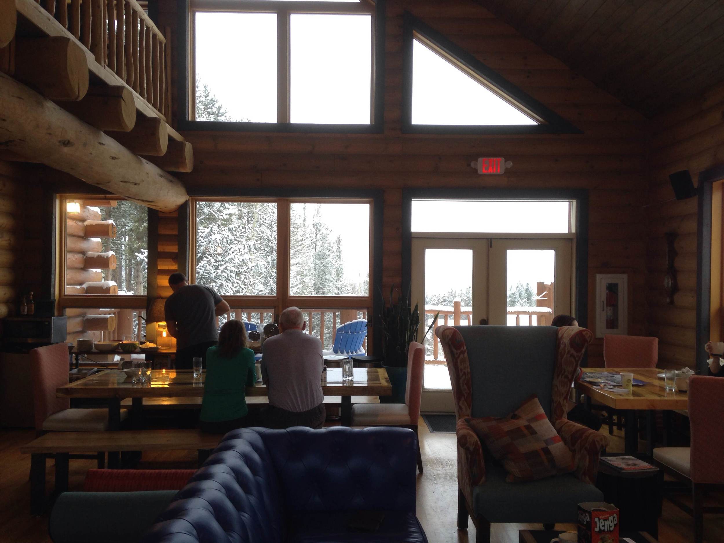 Great people, great snow, great food, great games of Jenga. Photo by Kassondra Cloos