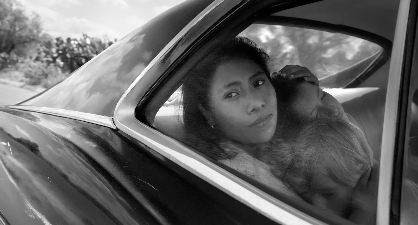 roma_yalitza_aparicio_credit_alfonso_cuaro_n_courtesy_netflix.jpg