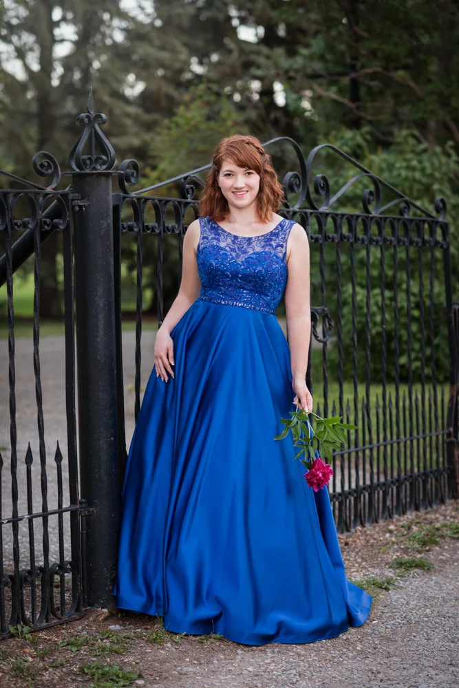 lorraine mortensen photography calgary high school senior graduation grad photographer yyc teen beauty glamour portrait