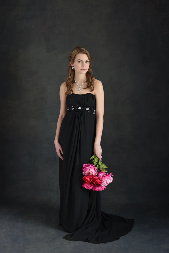 lorraine mortensen photography calgary high school senior graduation grad photographer yyc teen beauty glamour portrait