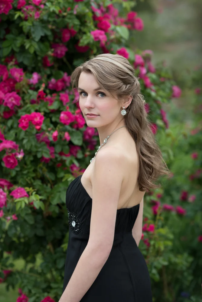 lorraine mortensen photography calgary high school senior graduation grad photographer yyc teen beauty glamour portrait